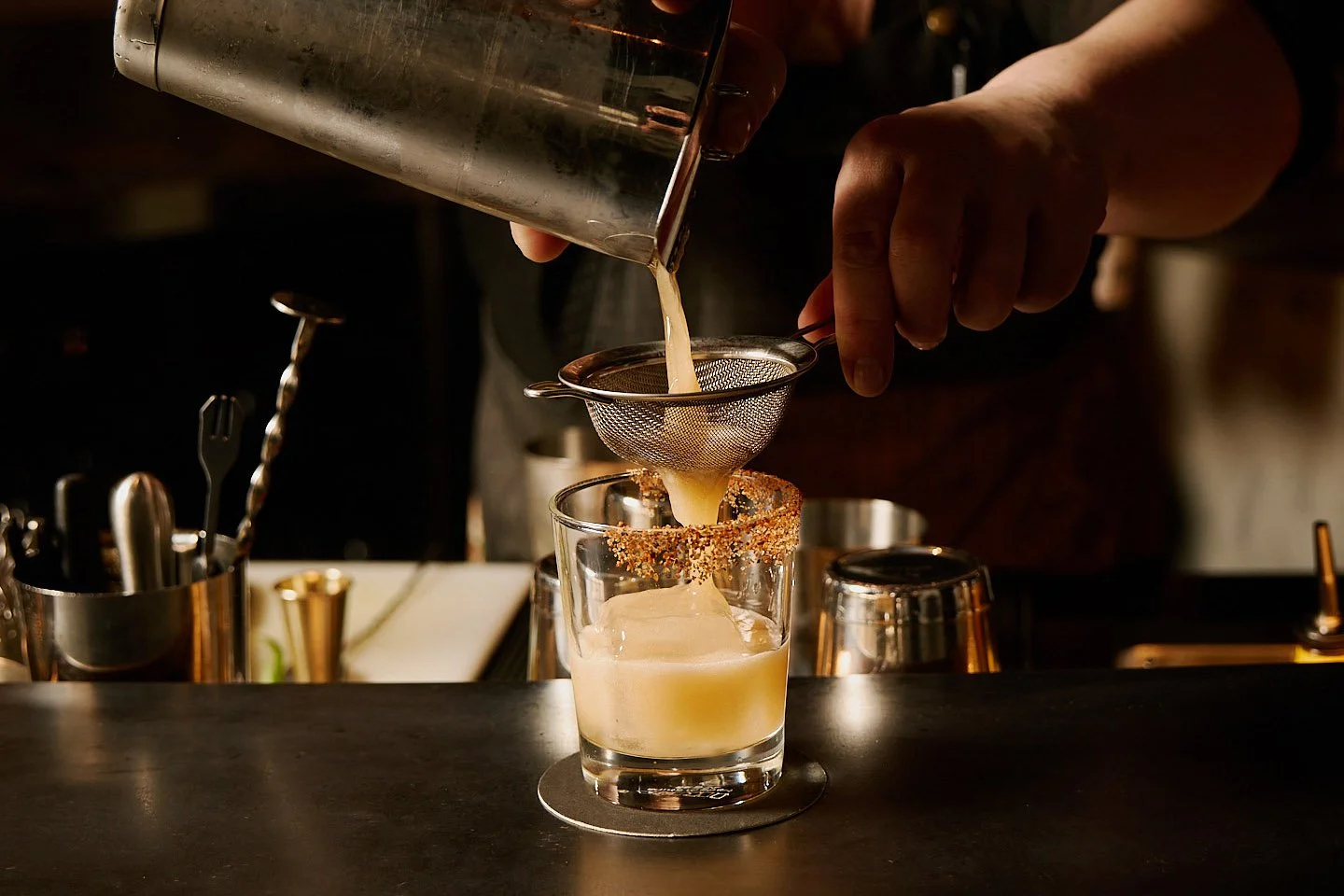 ESTELLE_20251203_34251_CREDIT_KRISTOFFER_PAULSEN copy.jpg