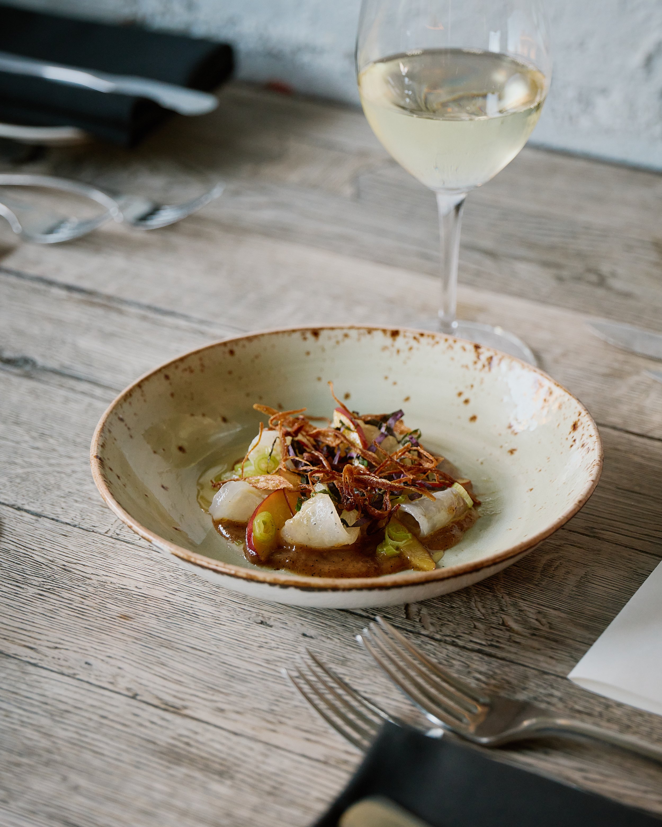 Cured snapper, nectarine, spring onion, shiso