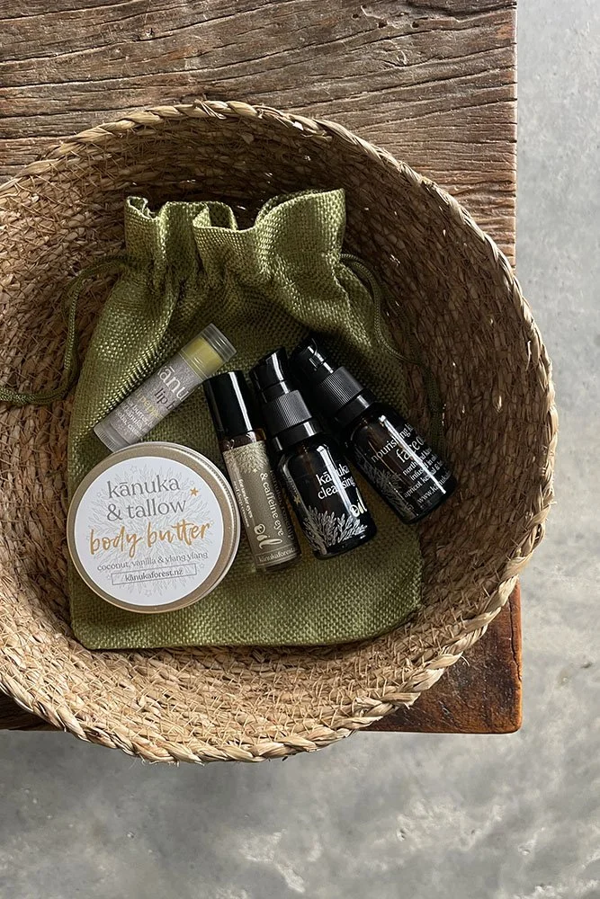 the little travel green bag