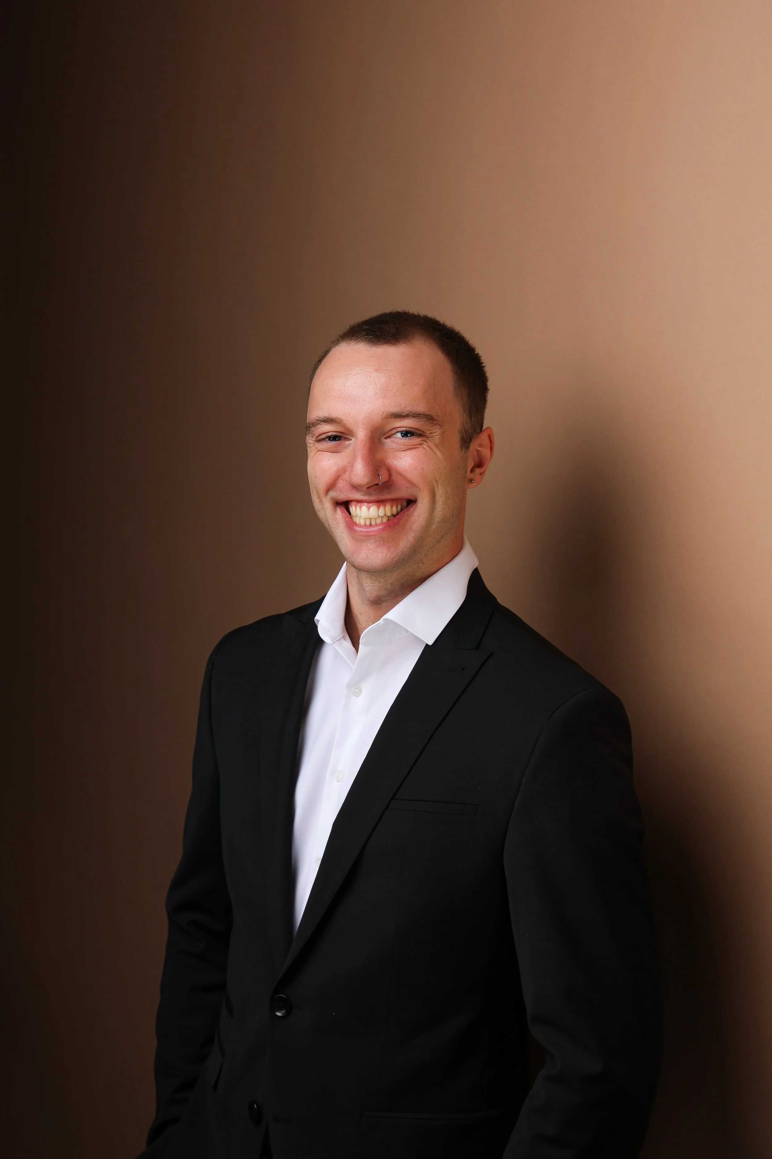 Pascal Koslowski, rewarded UA consultant & founder of Monetize with Offerwalls. Here he smiles because he recently increased offerwall revenue of a rewarded platform.