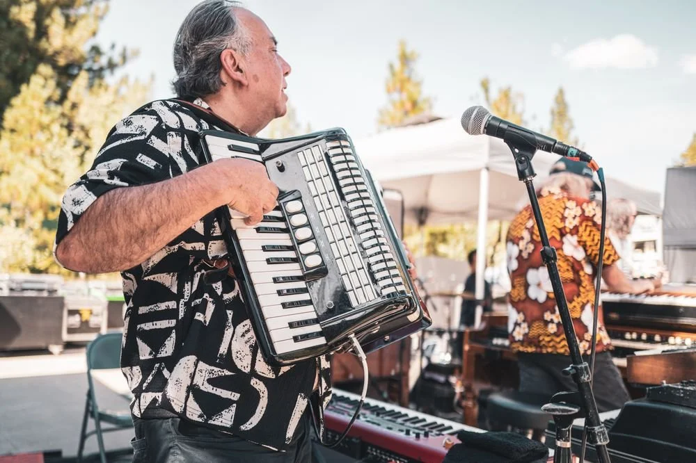 Accordion solo at Truckee