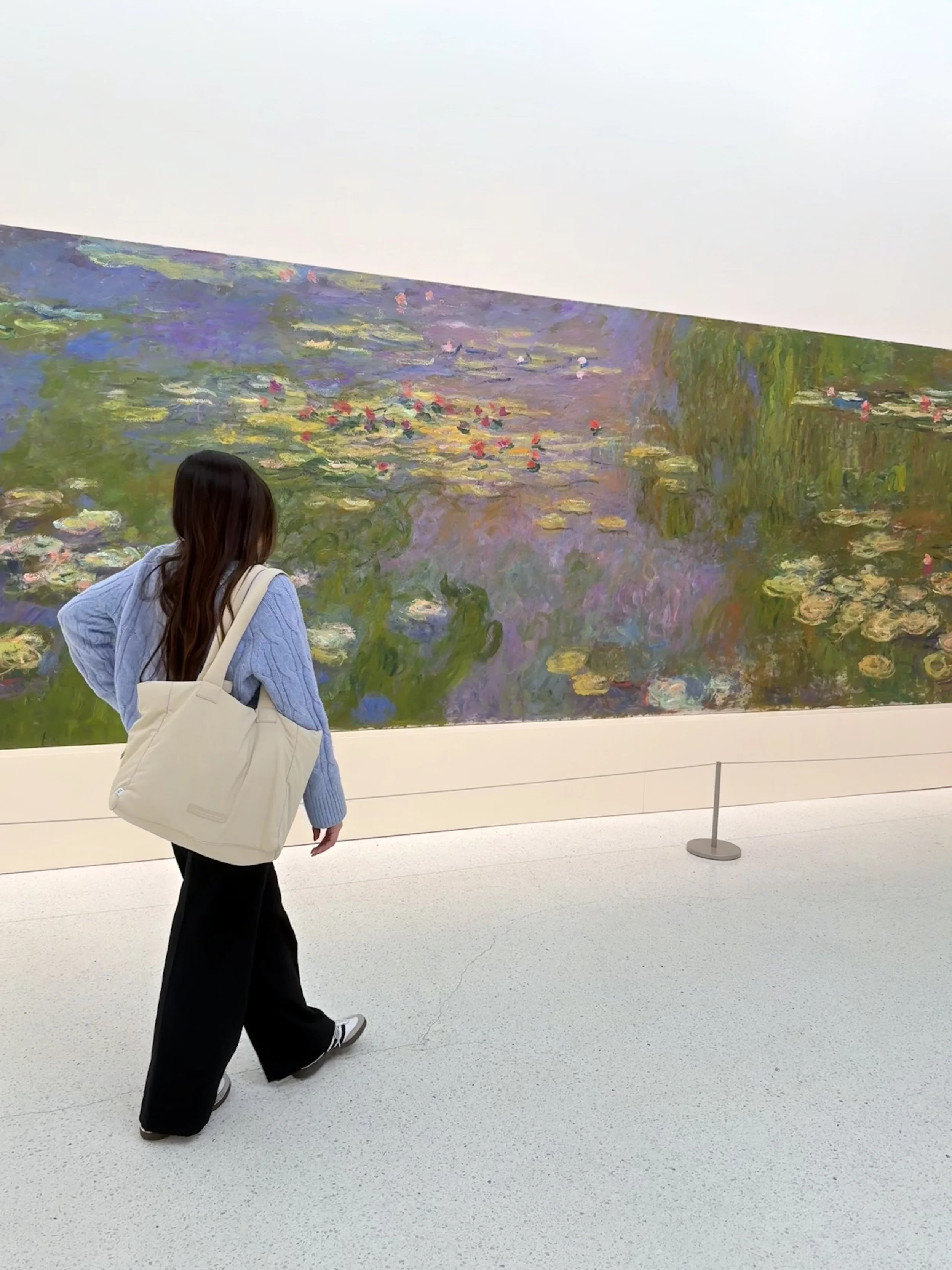 The Analog Bag Is the Anti-Scroll Habit More People Are Trying in 2026