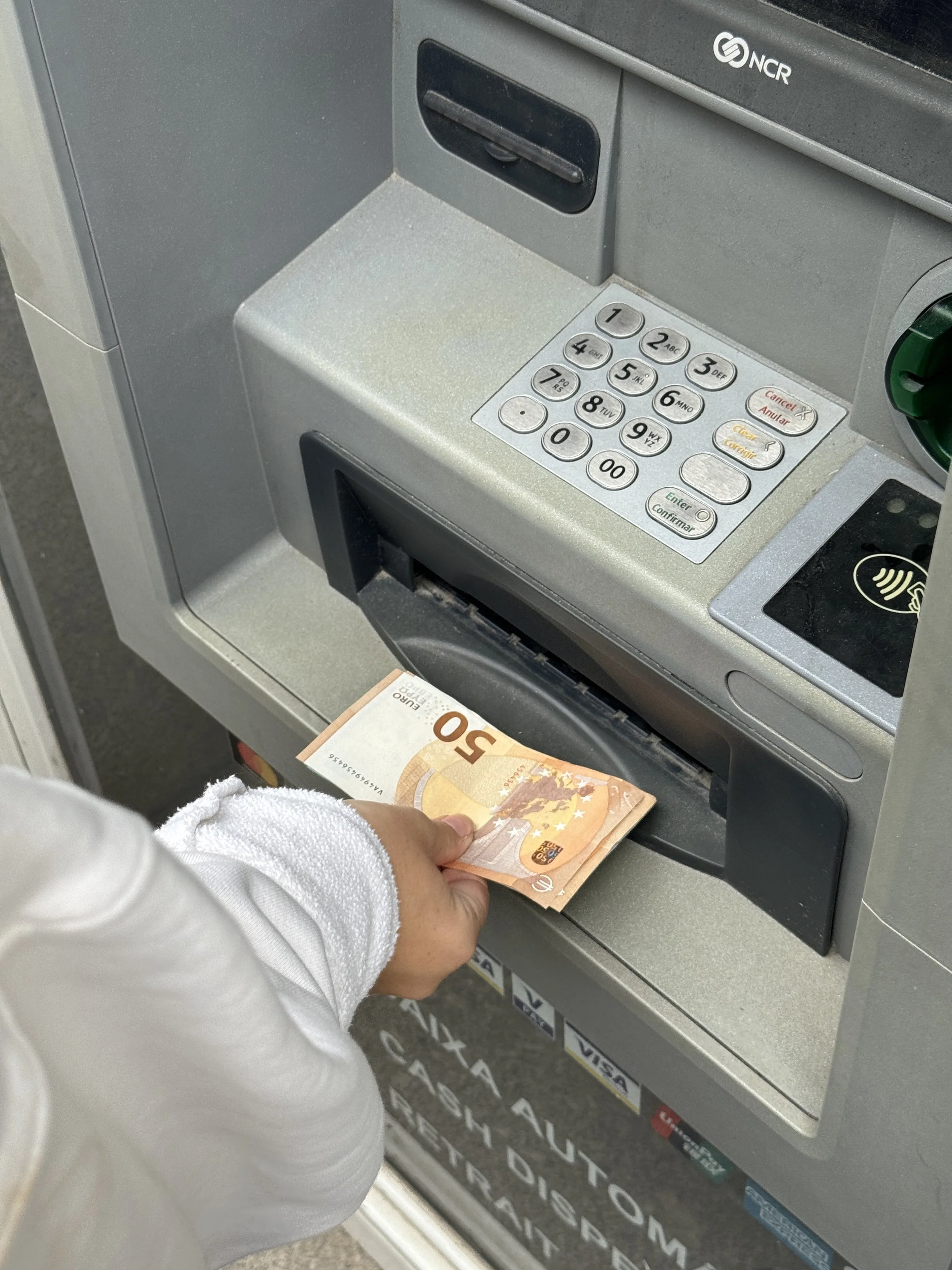 How to Tip Abroad Without Insulting Anyone