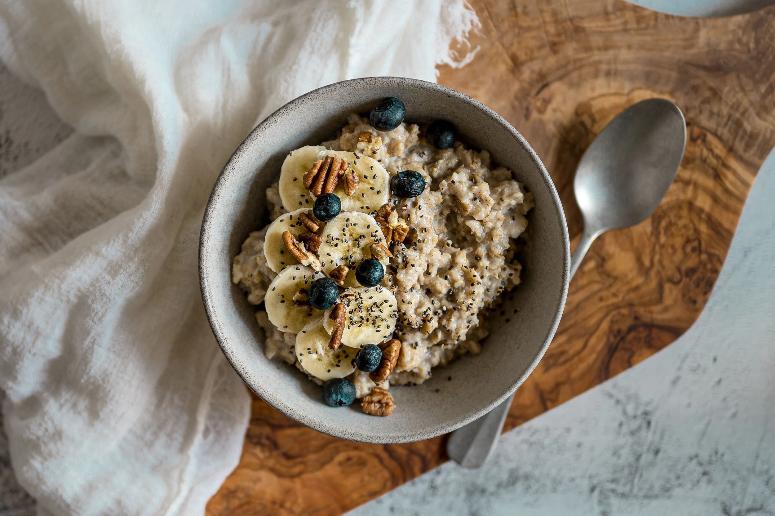 bowl of oatmeal with magnesium fall equinox | The Sectional