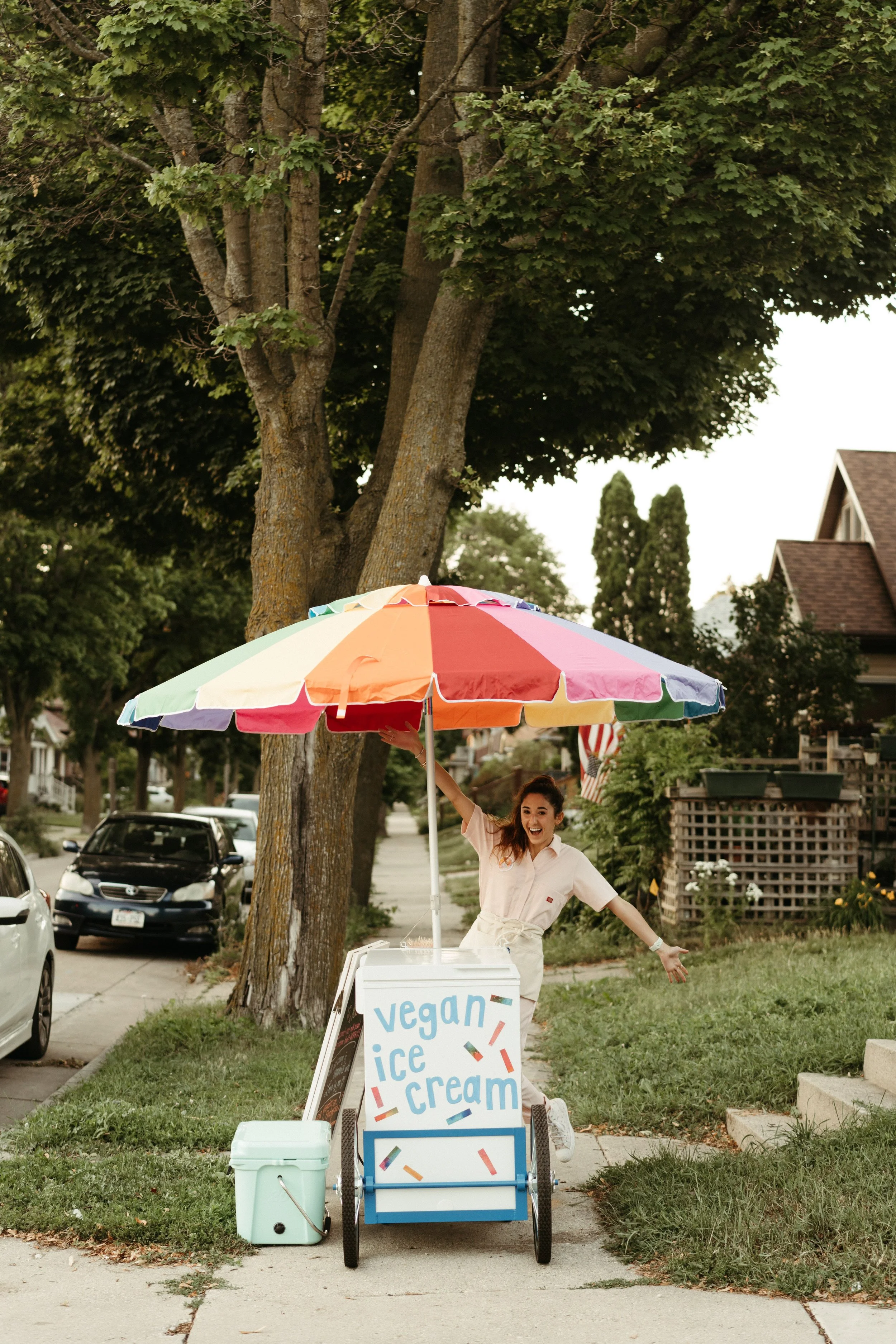 photo from first wedding I catered (taken by Sam Ann) .JPG