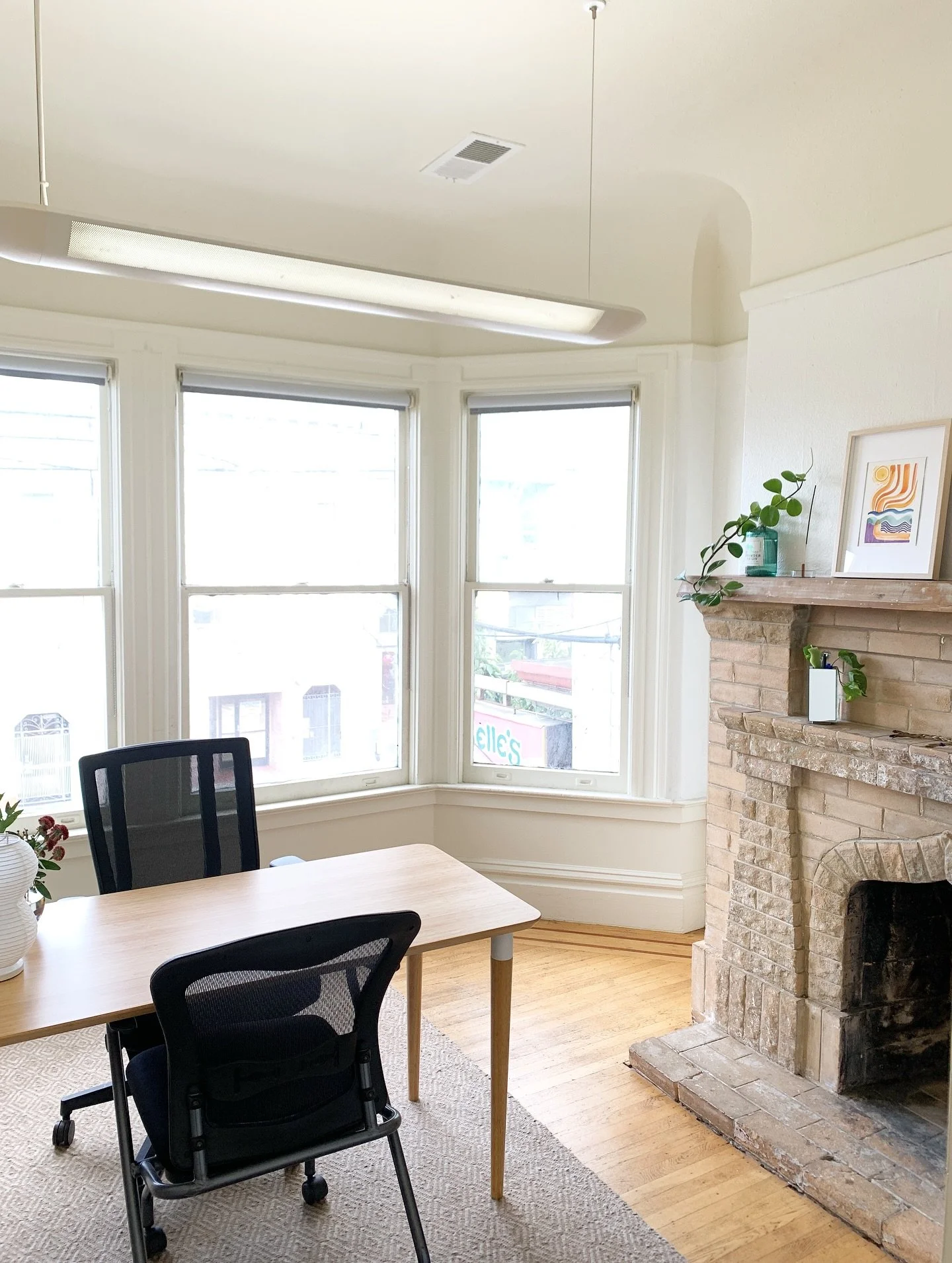 Welcome to Third Realm 📍1381 9th Ave in the Inner Sunset SF

A peek into our coworking, art &amp; community space now open to the community! 

Coffee, tea &amp; matcha included in your coworking day pass or monthly membership. Dm or reach out to our