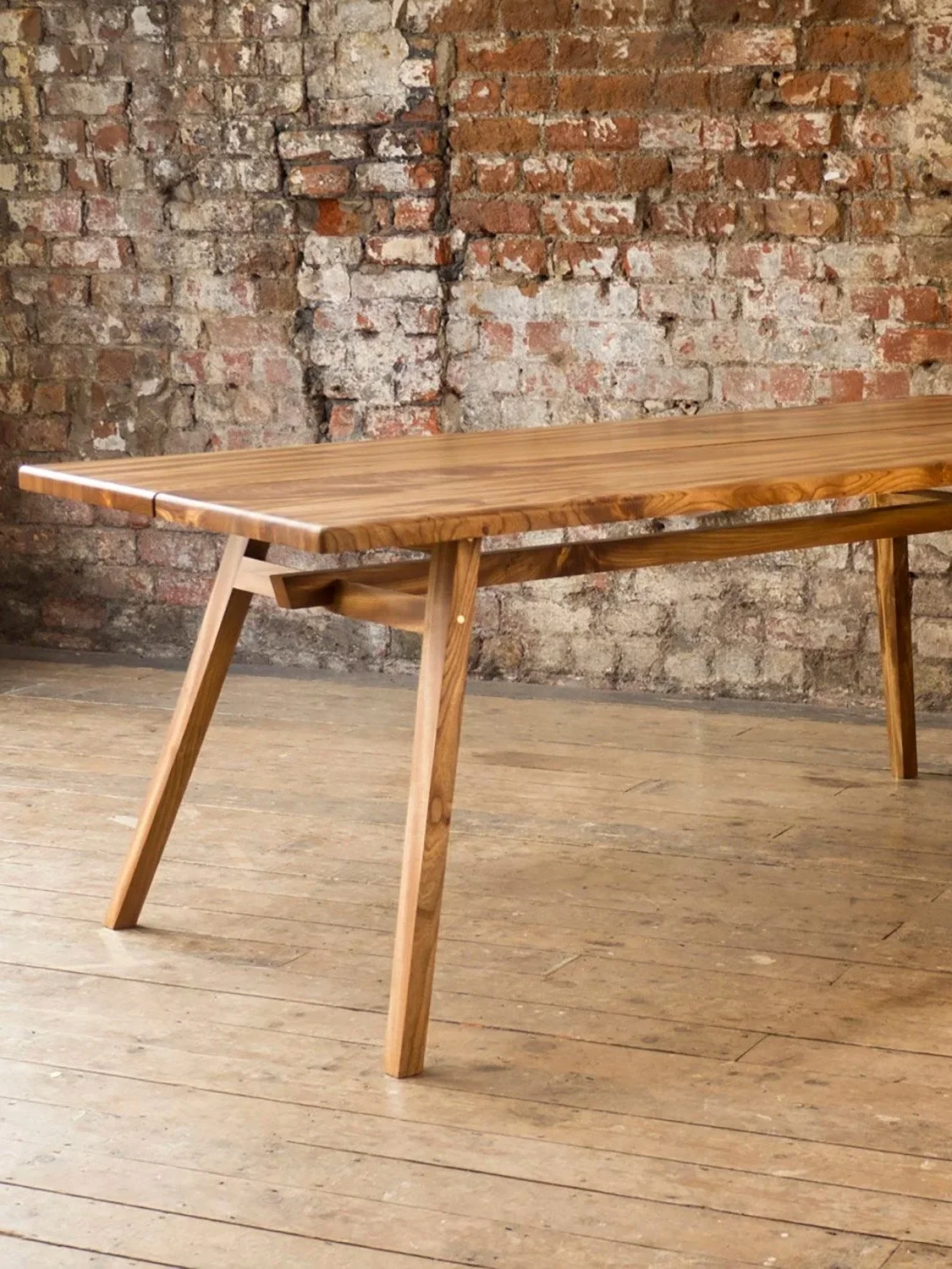 Jones Dining Table
