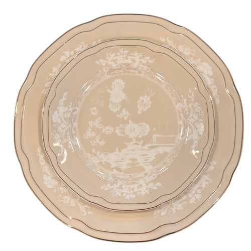 Villa Flora linen entree plate and salad plate