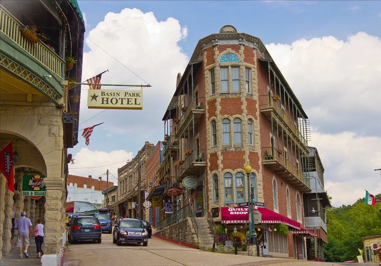 tn-eureka-springs-historic-downtownlistings135attraction_promo_pic.jpg