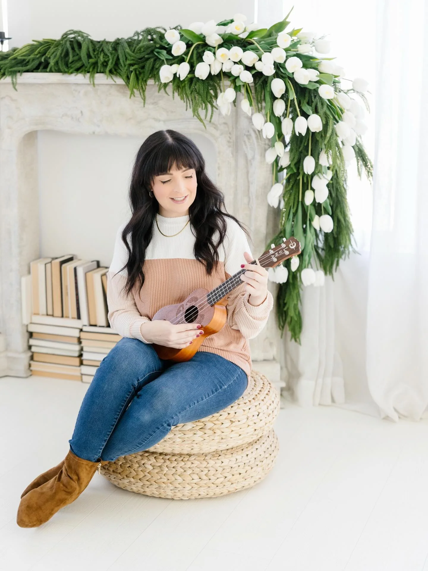 Where music meets growth, and a little ukulele magic helps us bloom. 🌸🎶

#MusicTherapy #MusicTherapist #CreativeTherapy #ExpressiveArtsTherapy #MentalHealthSupport #TherapeuticMusic #NashvilleTherapist #NashvilleTN #NJTherapist