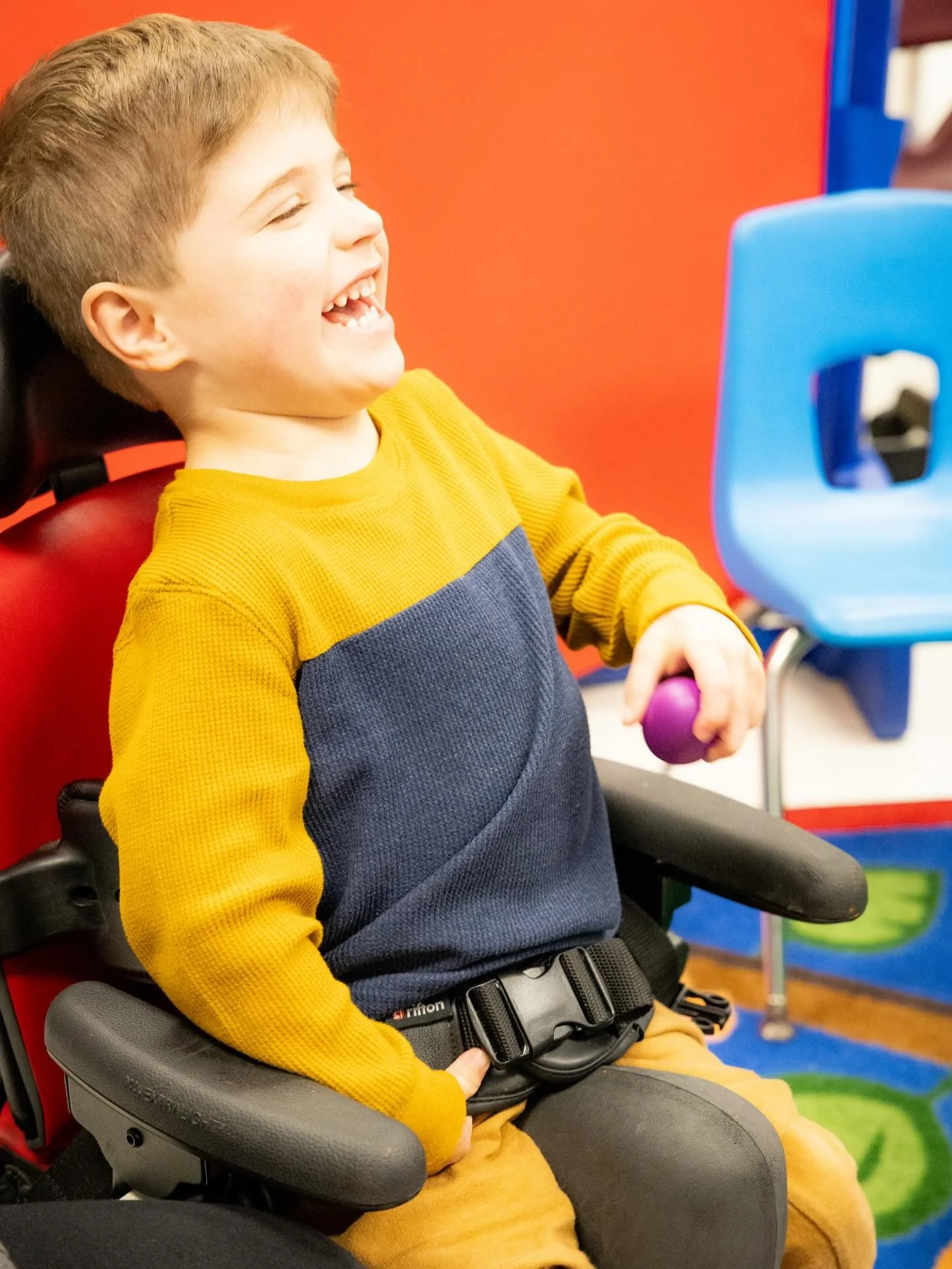 That smile says it all 🎶
Music therapy meets clients where they are and celebrates every moment of engagement, creativity, and joy.

#MusicTherapy #JoyThroughMusic #AdaptiveMusic #InclusiveCare #TherapeuticMusic @courtneyocchio_photos