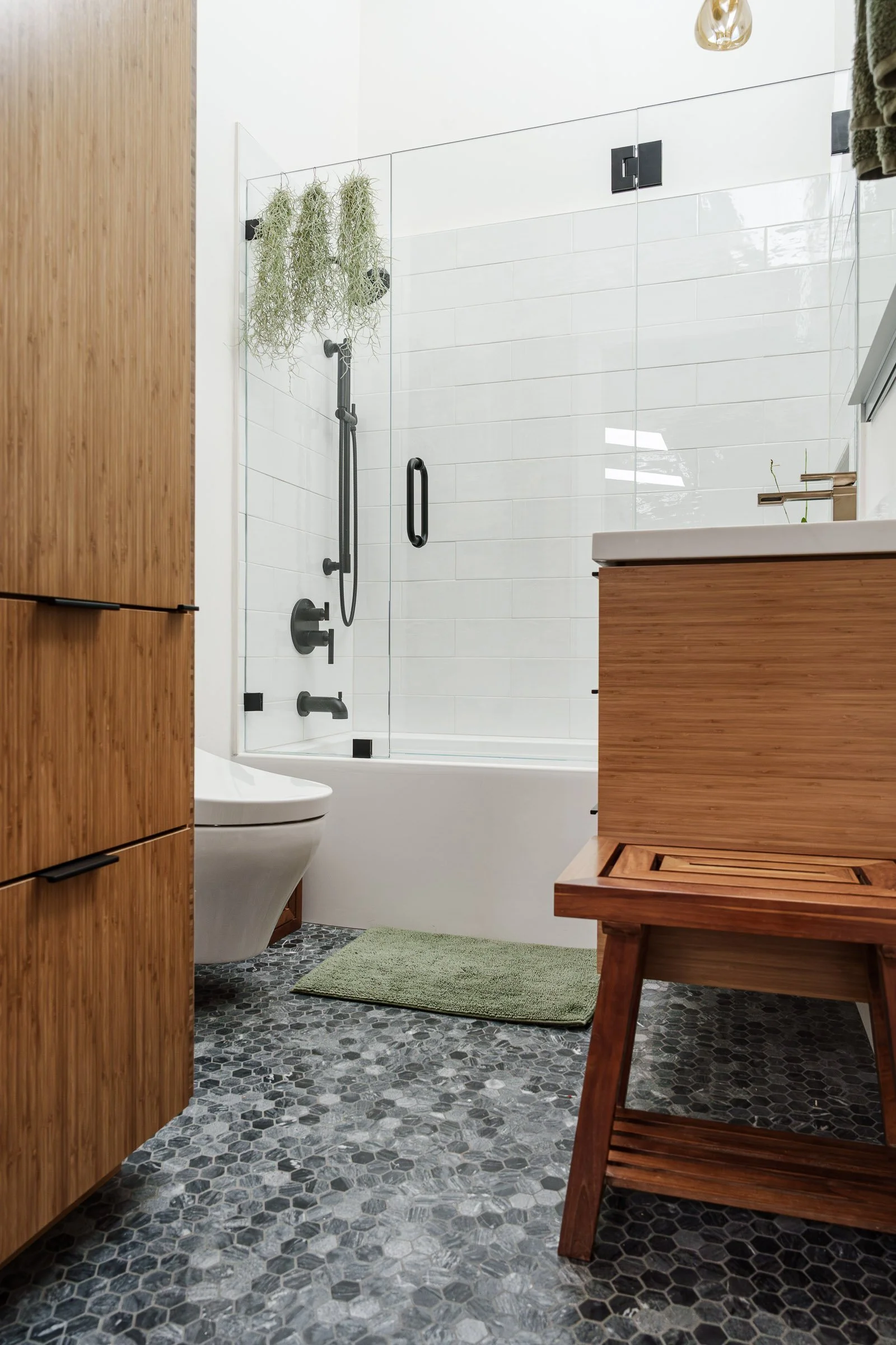 beth-drive-felton-ca-bathroom-remodel-43922.jpg
