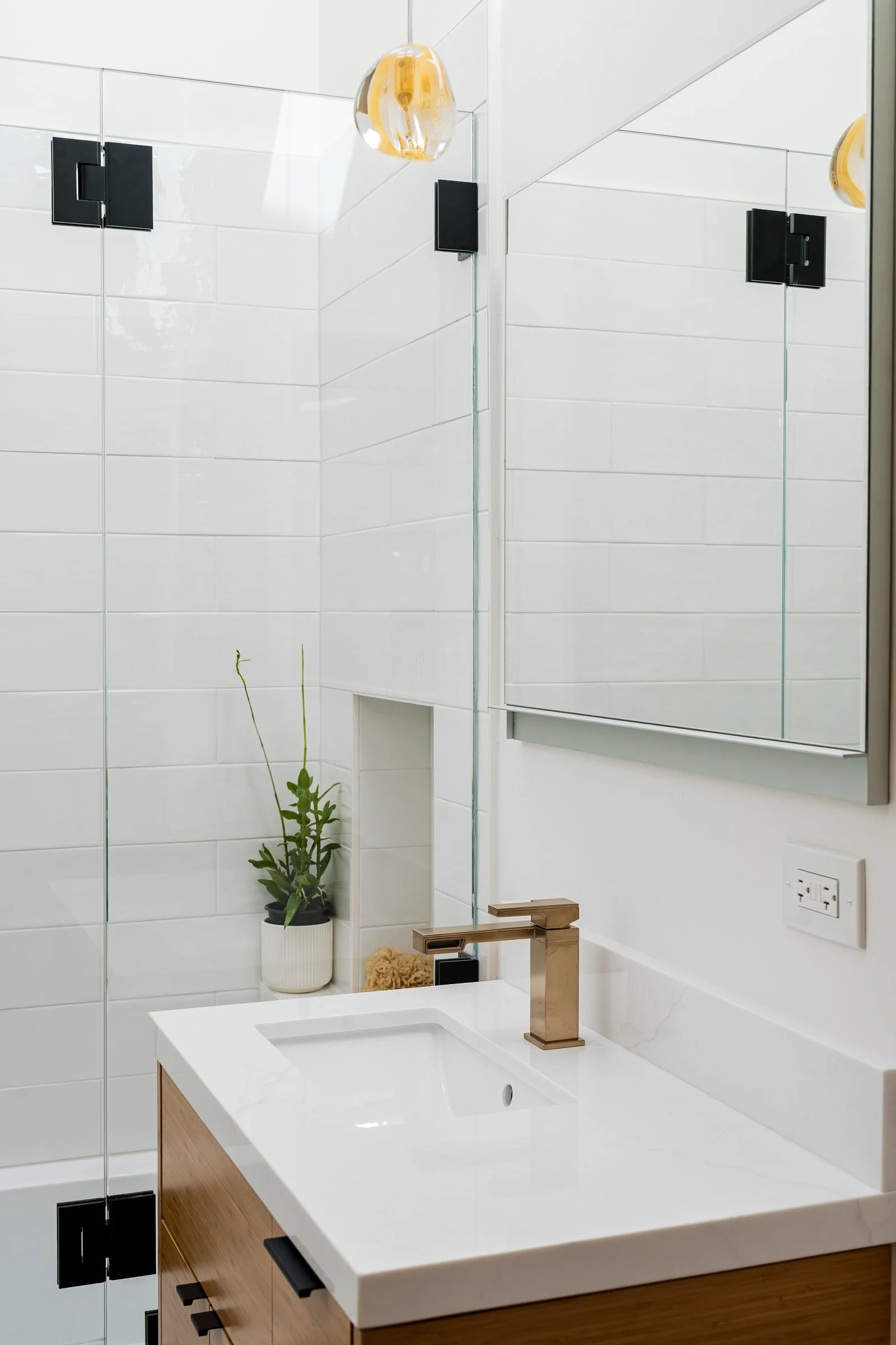 beth-drive-felton-ca-bathroom-remodel-43933.jpg