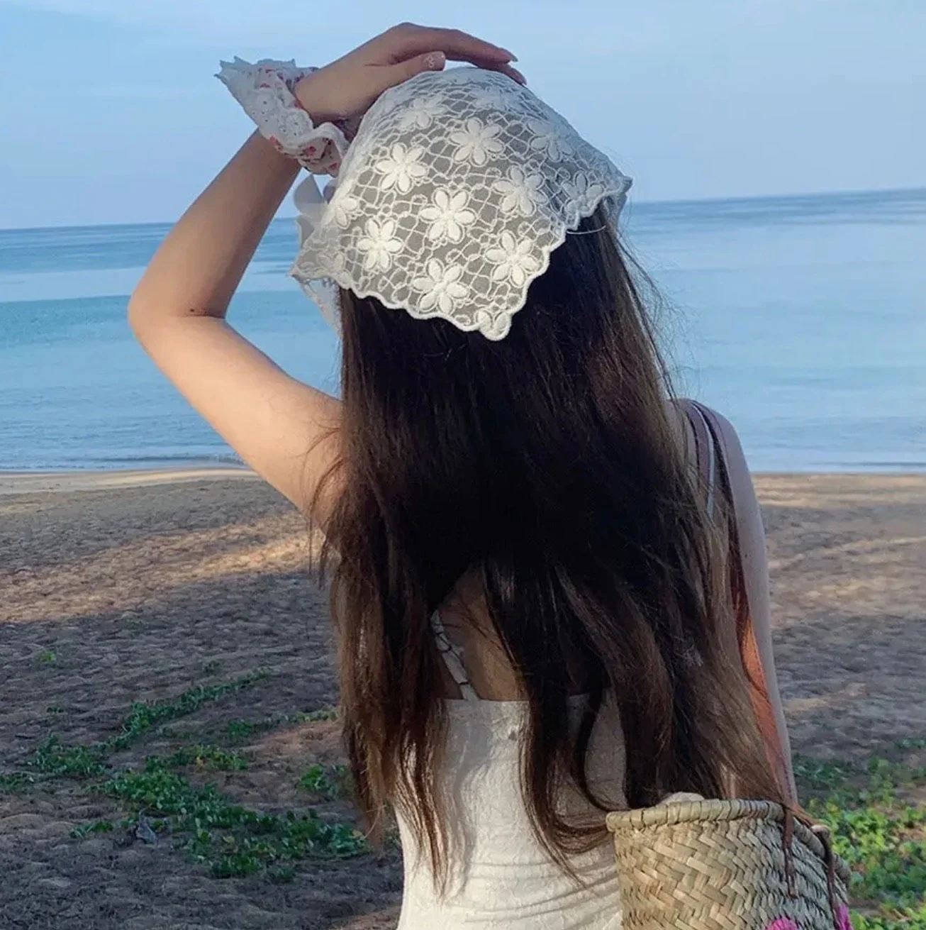 Haila - White Lace Headband Scarf