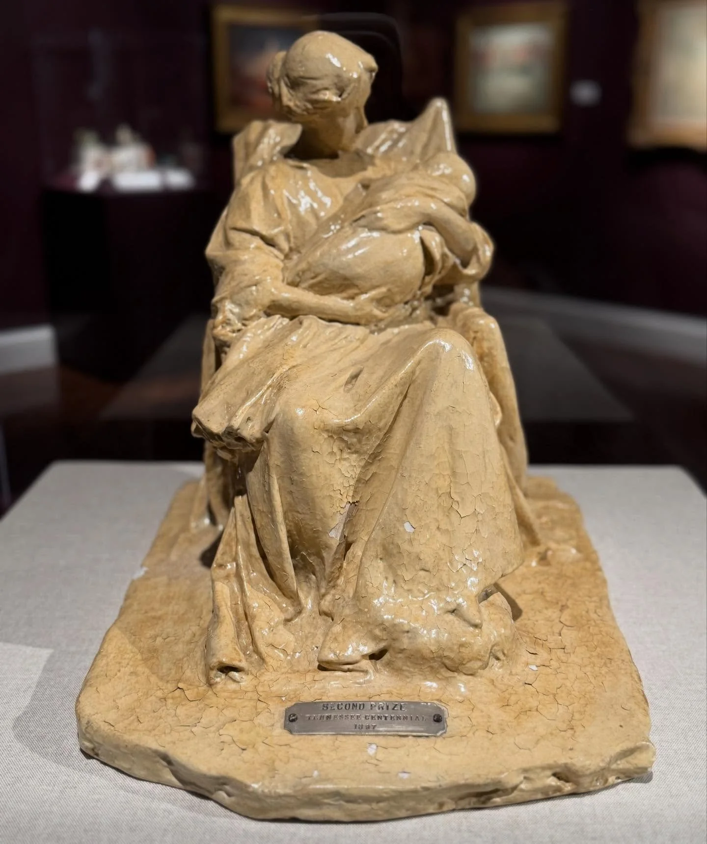 Happy start to the Holiday Season from the Dyad Health Collective! ✨

Pictured &ldquo;The Young Mother&rdquo; 1900 by Bessie Potter Vonnoh (plaster and paint) spotted on display at @cheekwood during our family&rsquo;s visit to the Holiday Lights disp