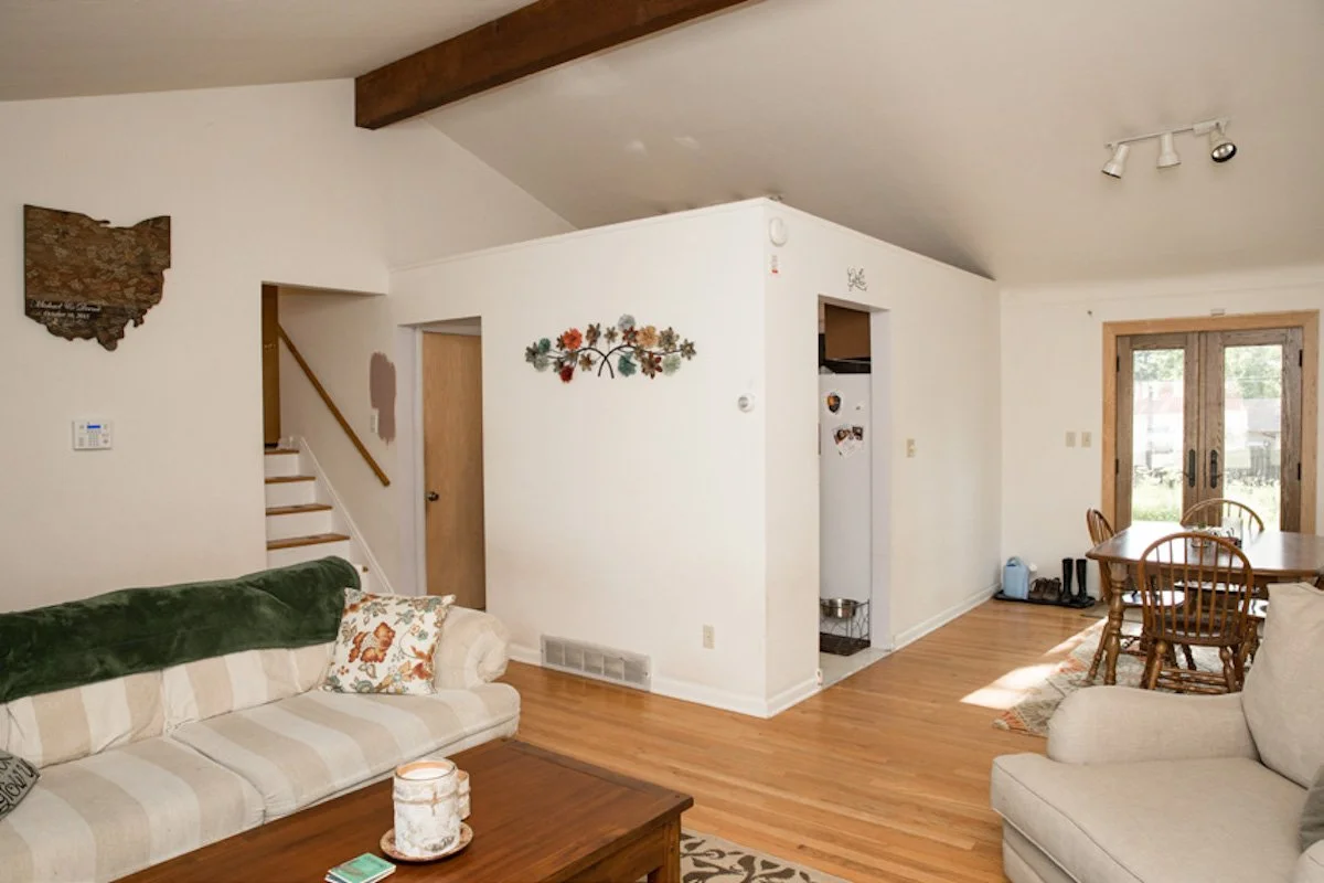 broadview_project_before_living room