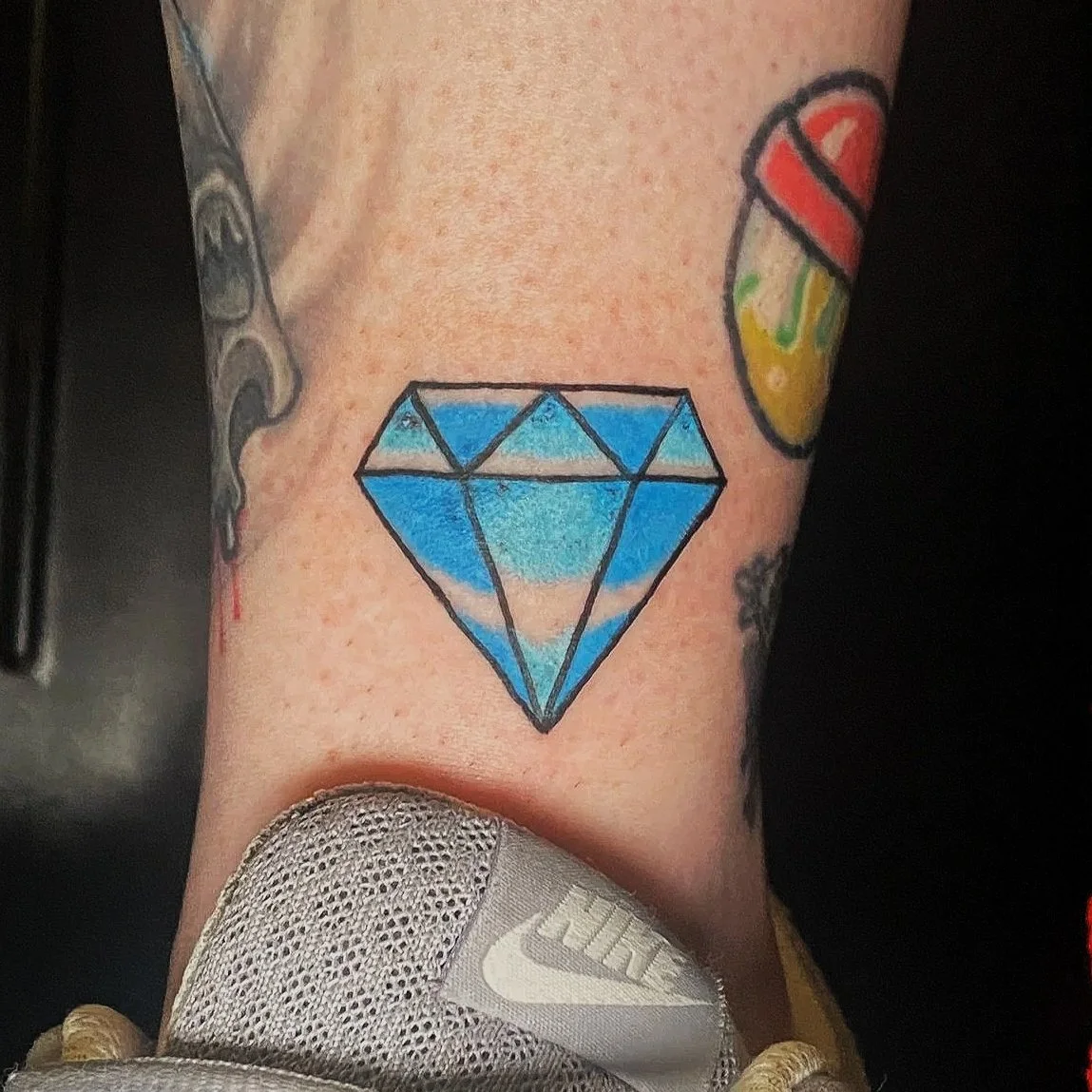 carlee grace tattoos hoscton ga north georgia tattoo artist winder braslton homer bufordcarlee grace tattoos blue diamond simple classic