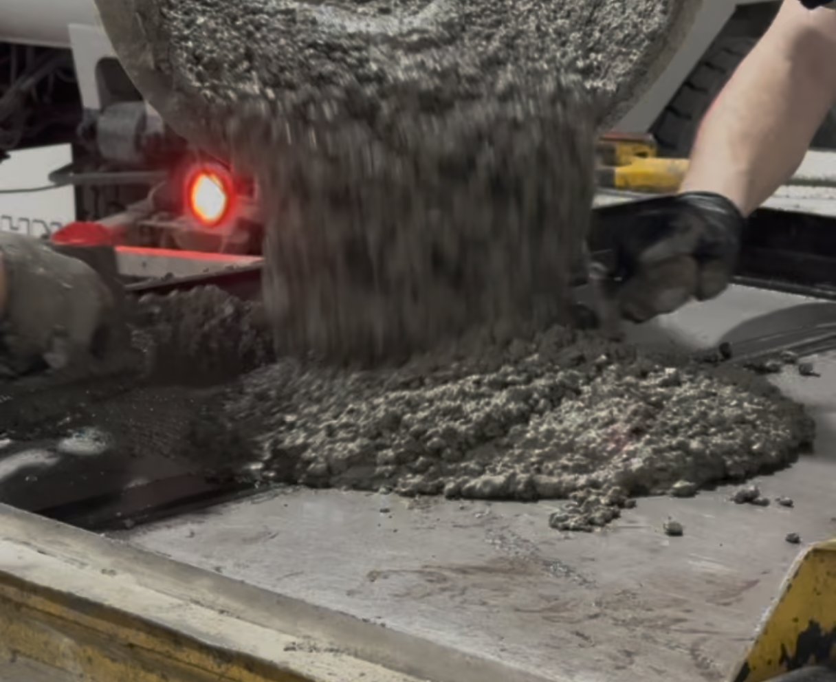 midwest-precast-pouring-concrete.png