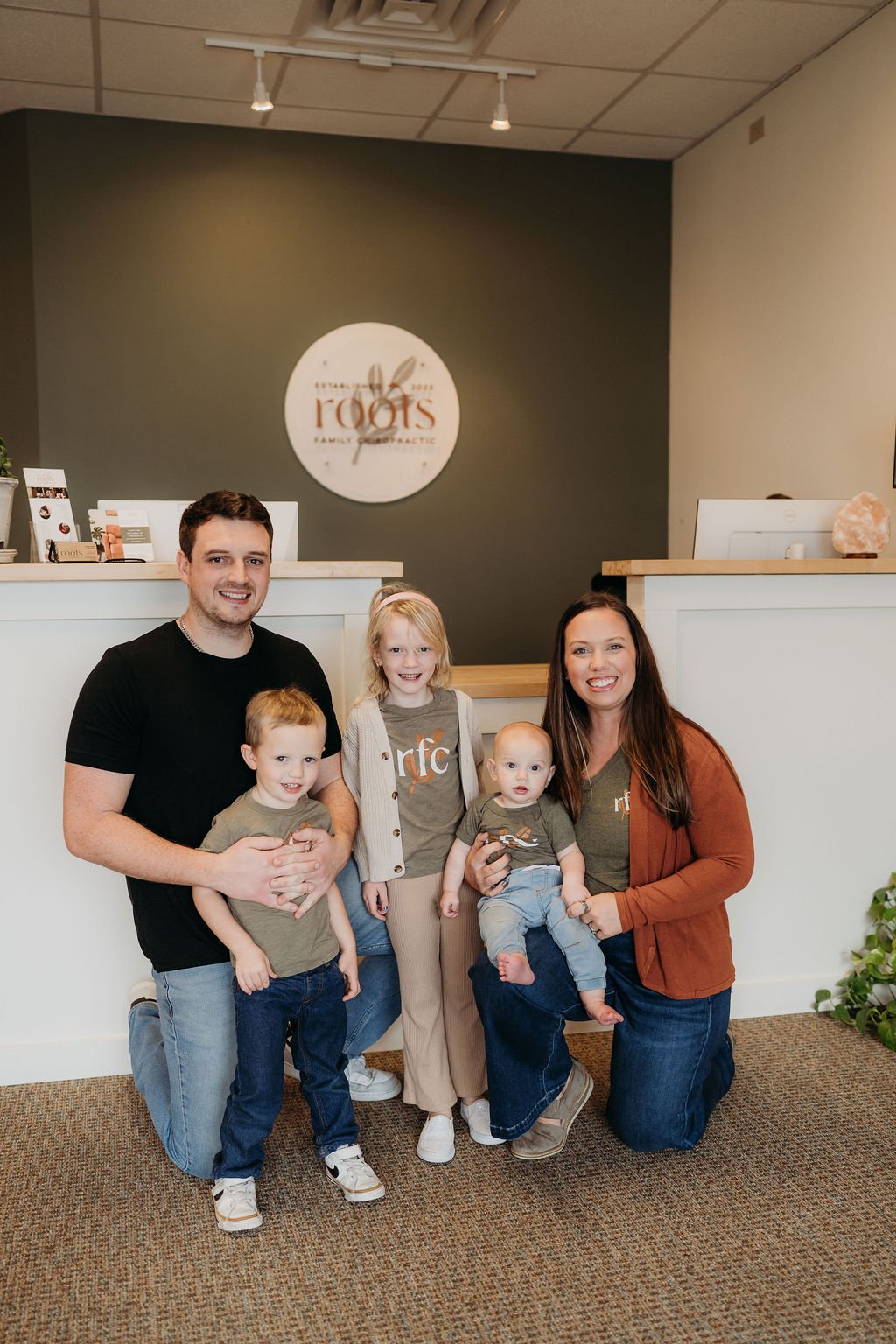 Roots Family Chiropractic in Sauk City Wisconsin serving Madison, Prairie du Sac, Baraboo, Cross Plains, Middleton, Waunakee, Mazomanie, and Lodi. Chiropractic care for the whole family, specializing in pregnant moms & babies, and all life stages.