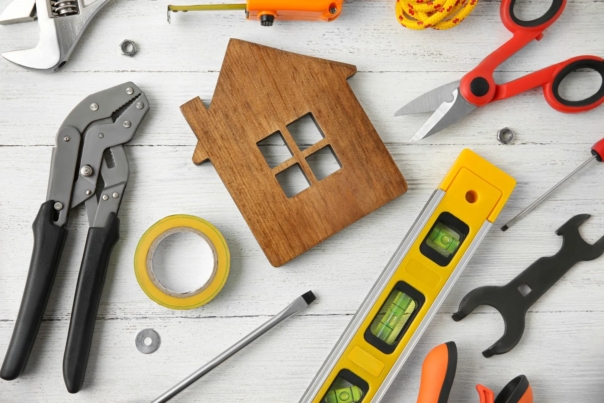 Full-Service Property Maintenance vs Specialized Contractors