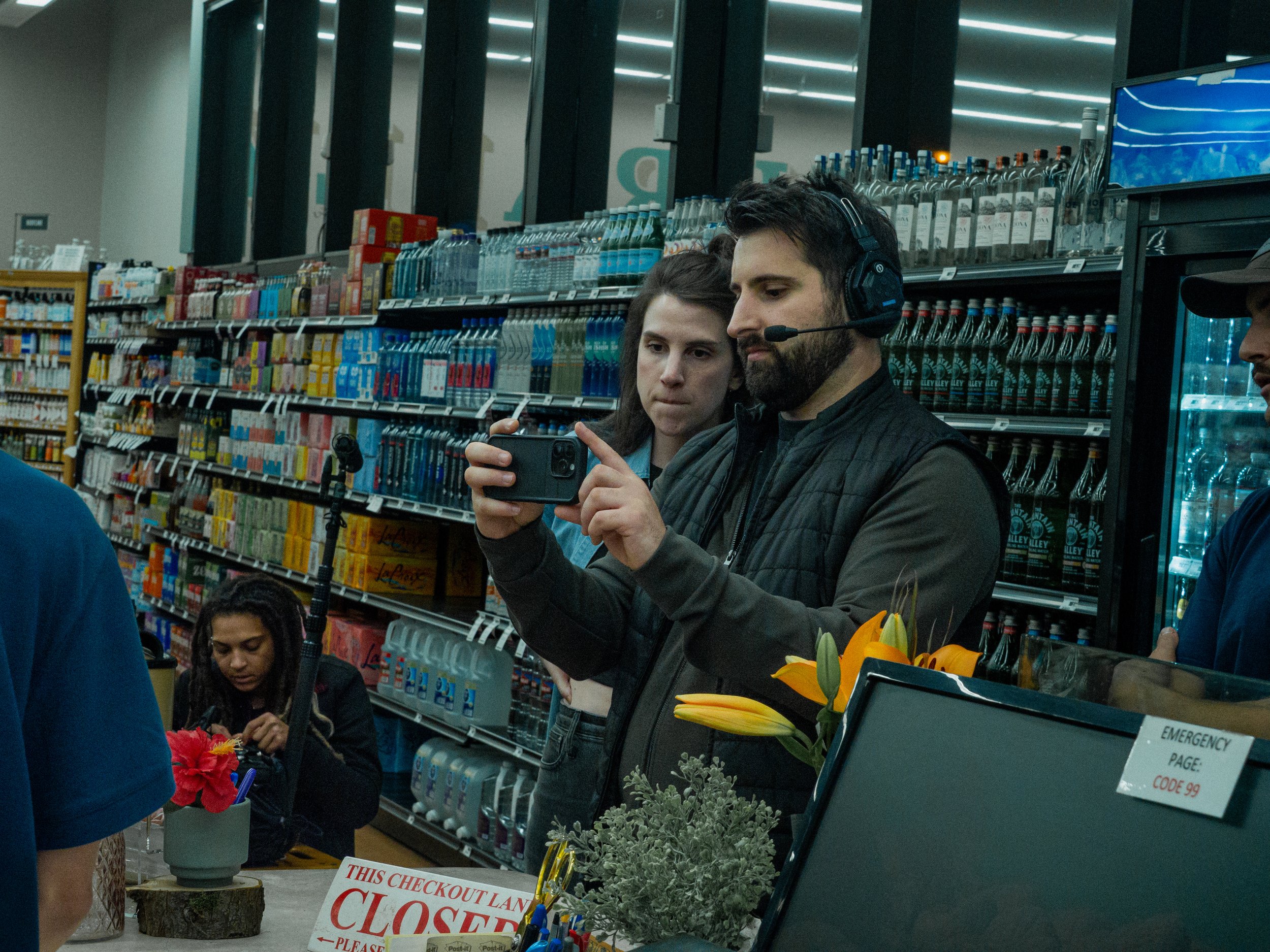 Baloon Animals BTS-1011395.jpg