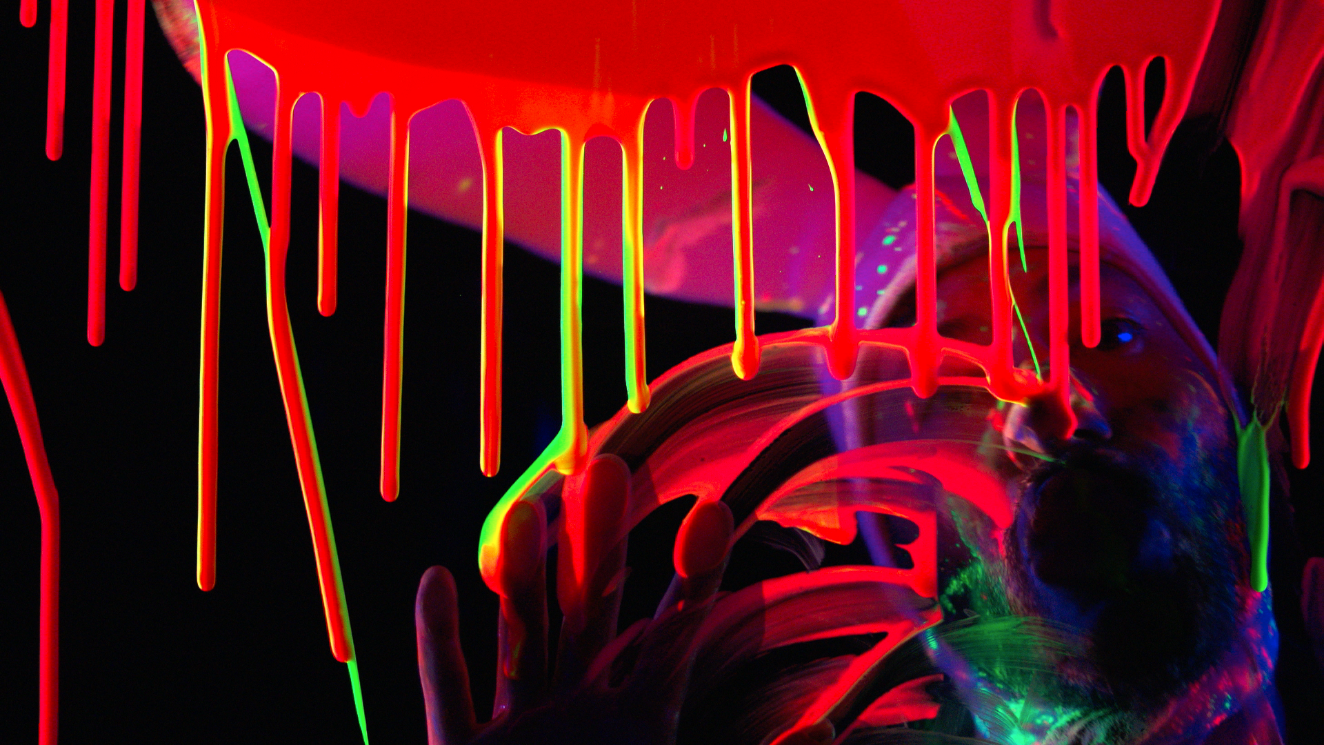 Aaron Axelrod
DON'T PAINT ON THE WALLS