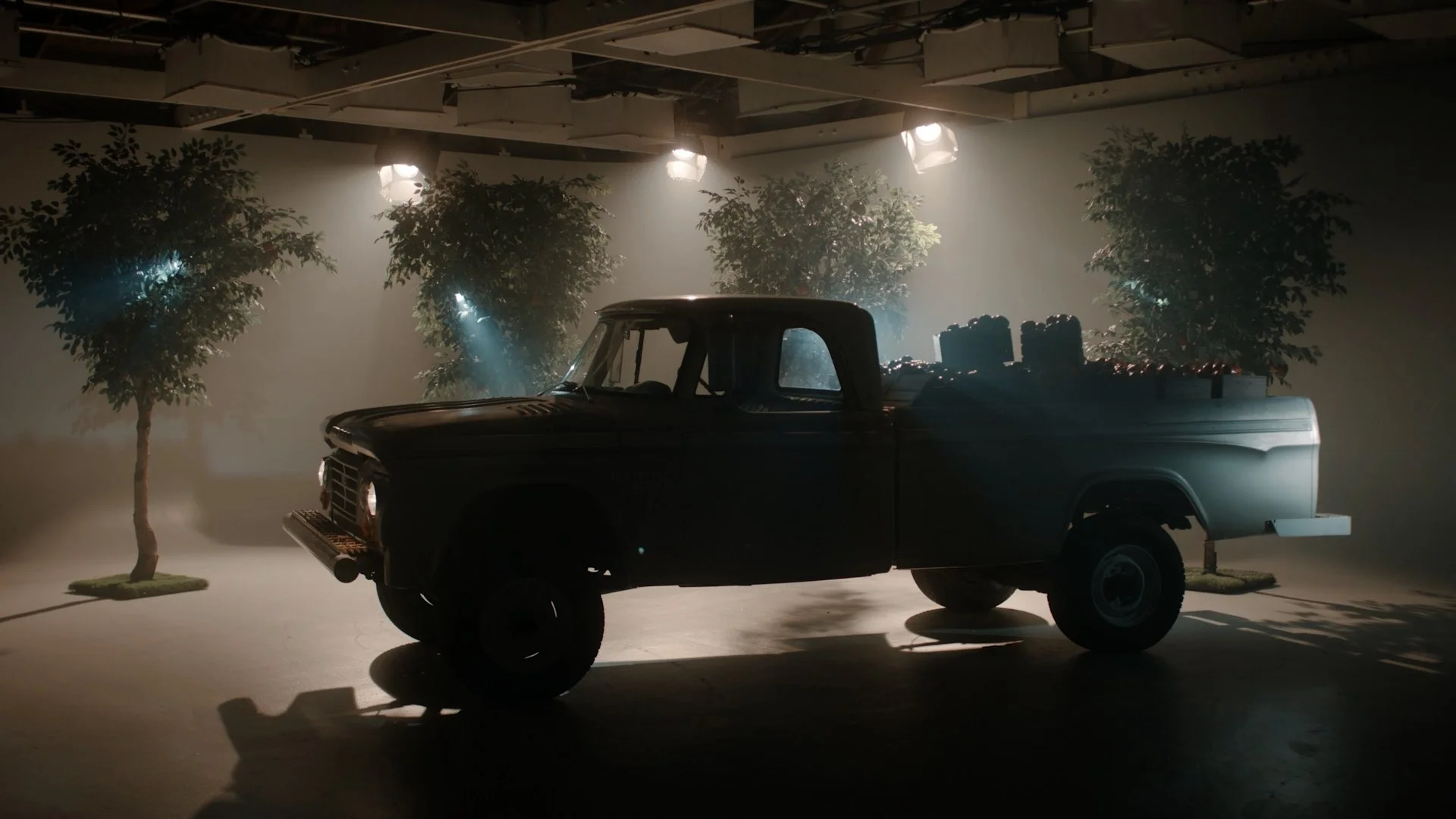 Still 2025-12-11 235320_1.1.1.jpg