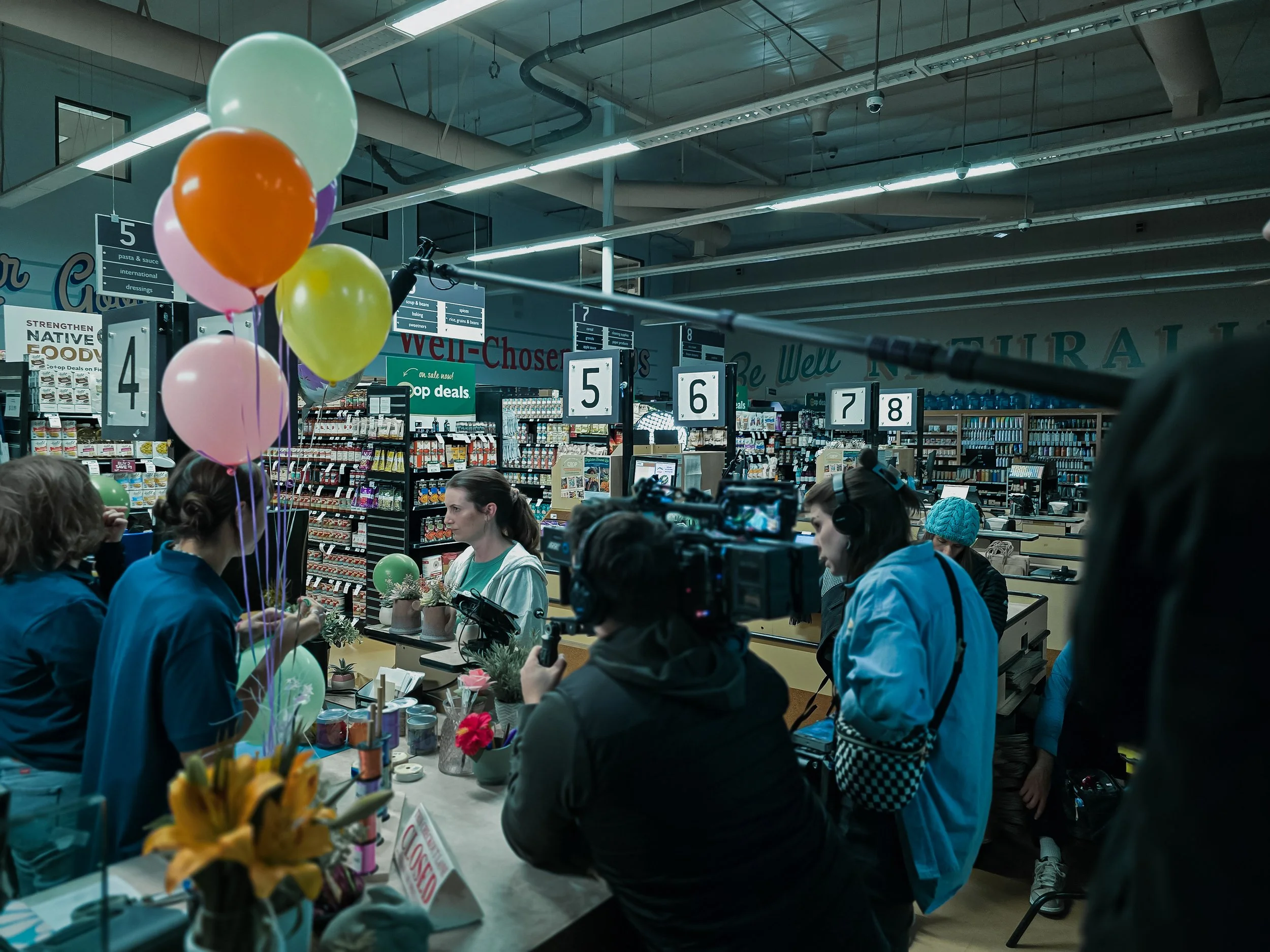 Baloon Animals BTS-044325.jpg