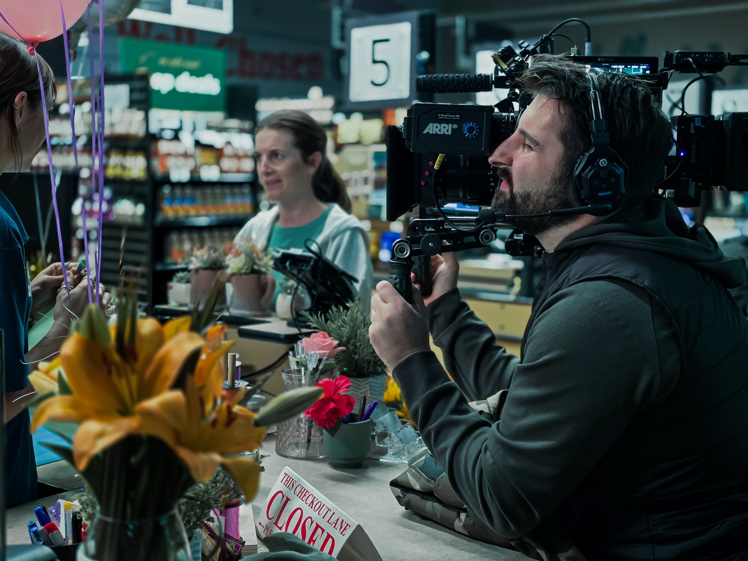 Baloon Animals BTS-044307.jpg