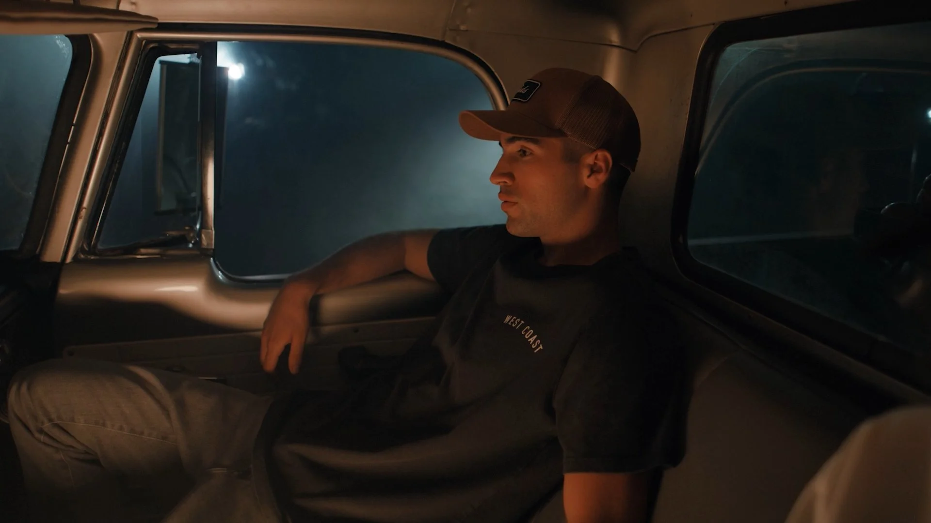 Still 2025-12-11 235320_1.2.3.jpg