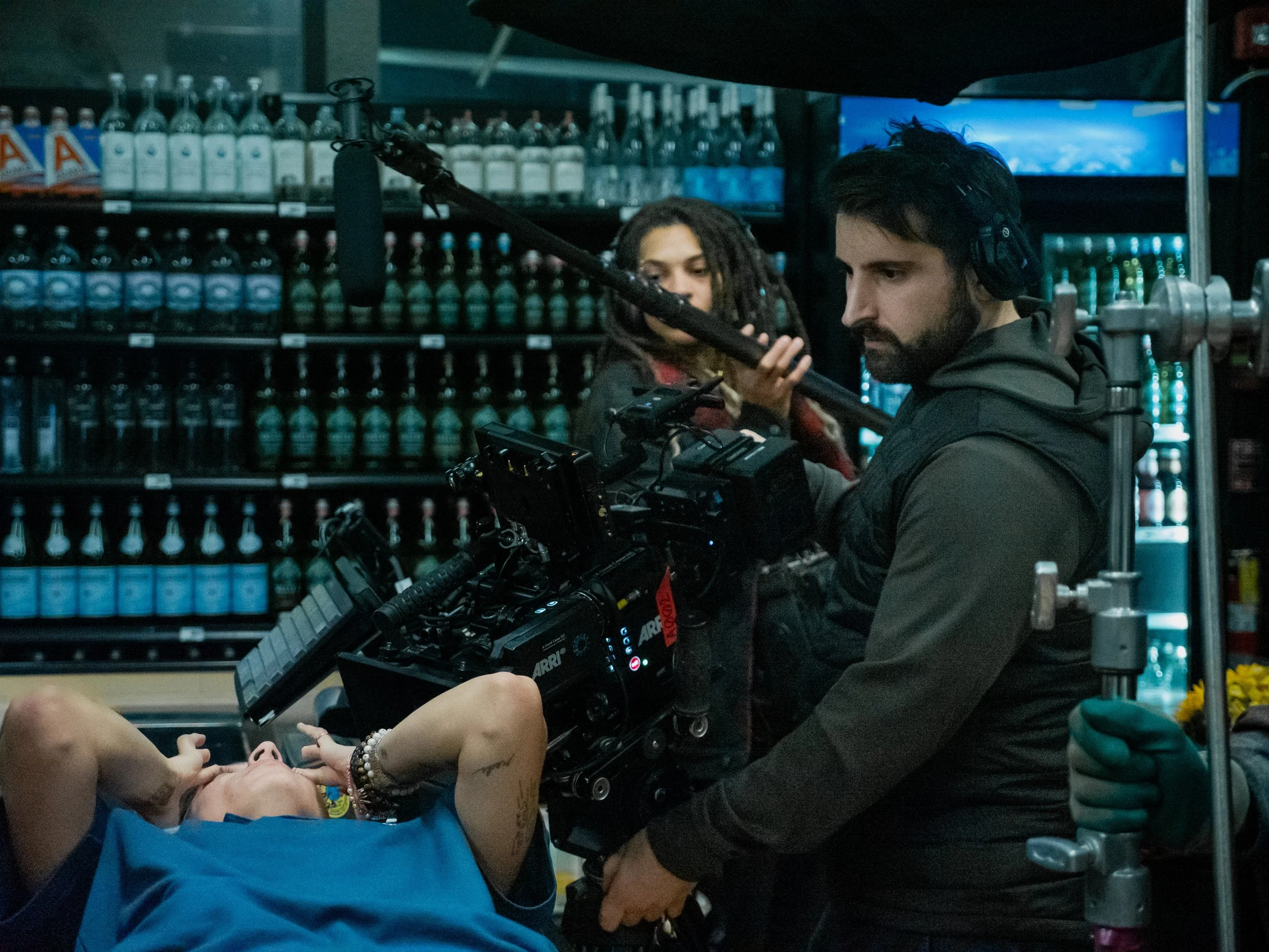 Baloon Animals BTS-1011533.jpg