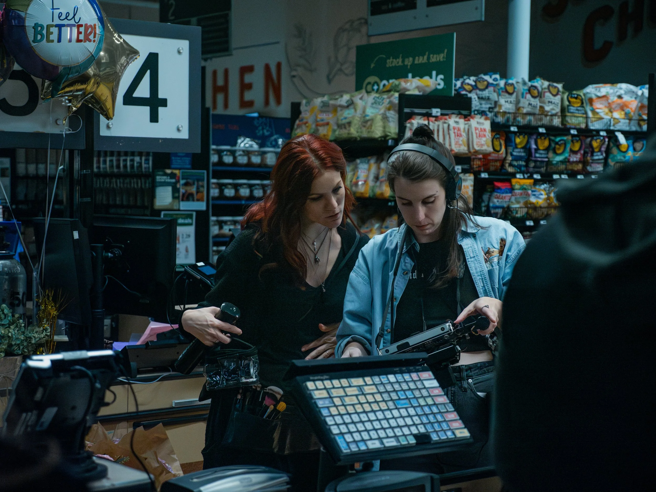 Baloon Animals BTS--11.jpg