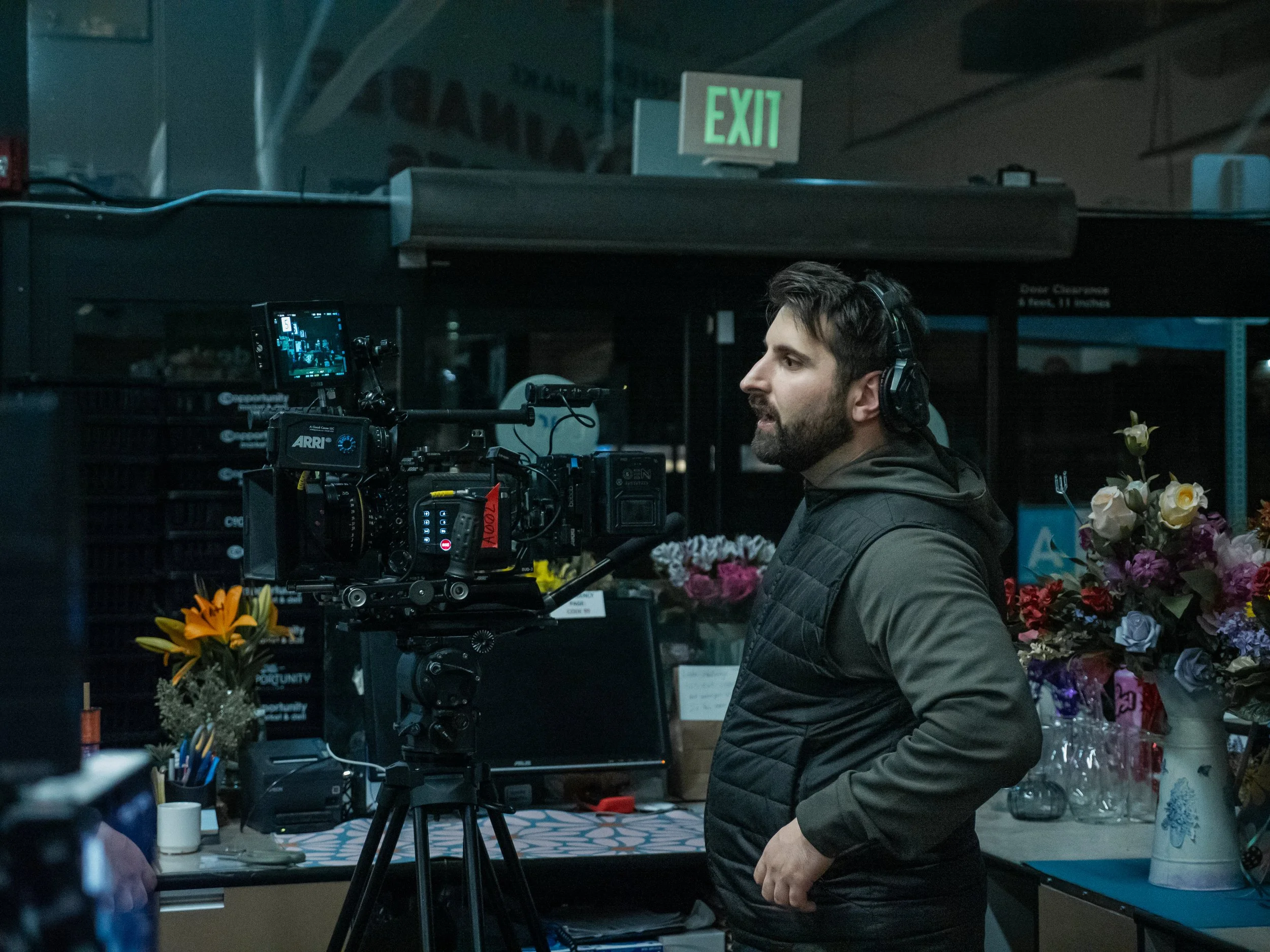 Baloon Animals BTS-1011485.jpg