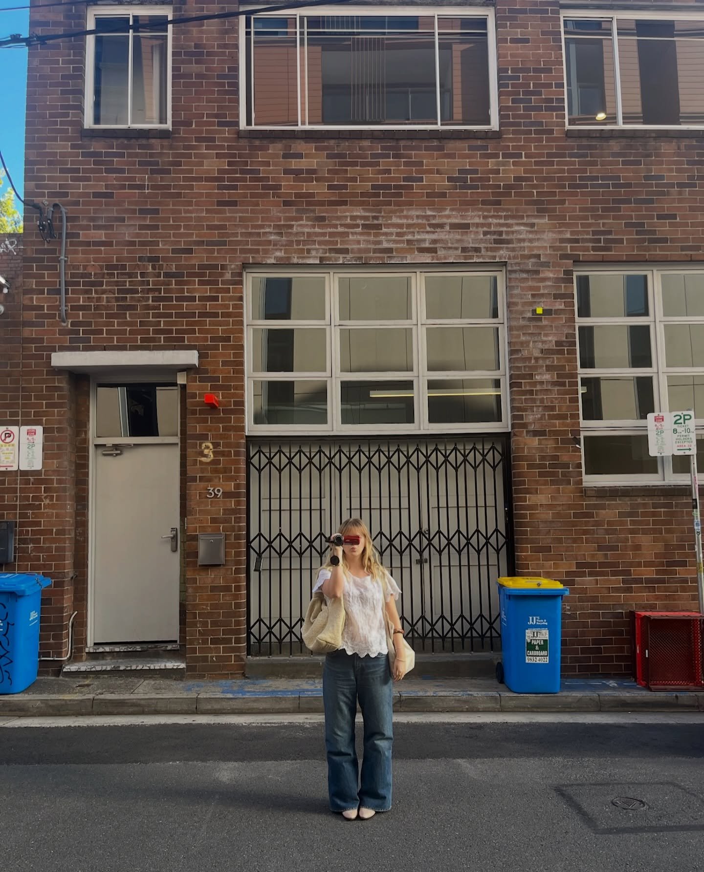 Some Leadlight BTS from the start of our year :)

Keep an eye out for some exciting news this week 👀

#leadlightmagazine #bts #wearesoback