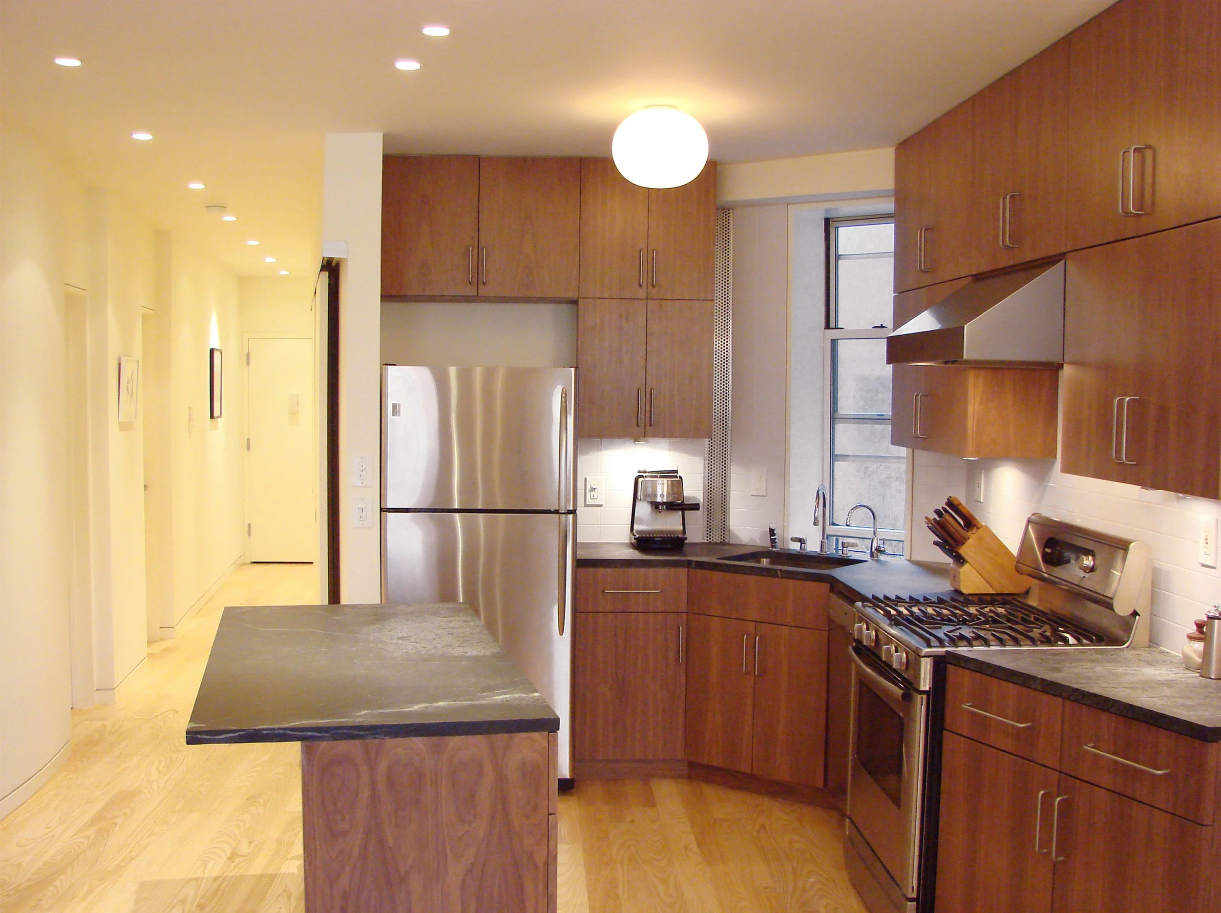 0607 Kit&Hall Port.jpg