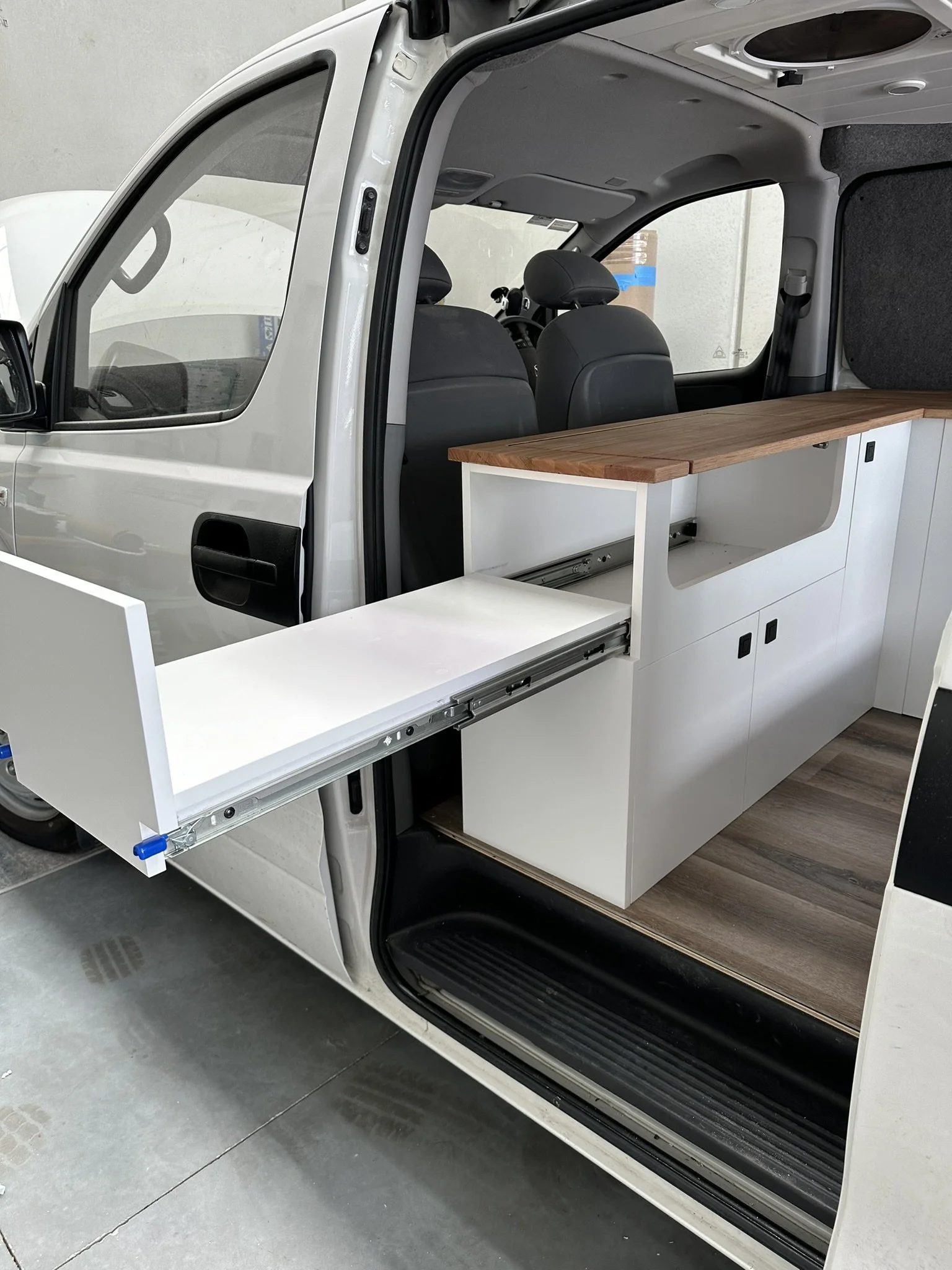 Hyandai iload camper van