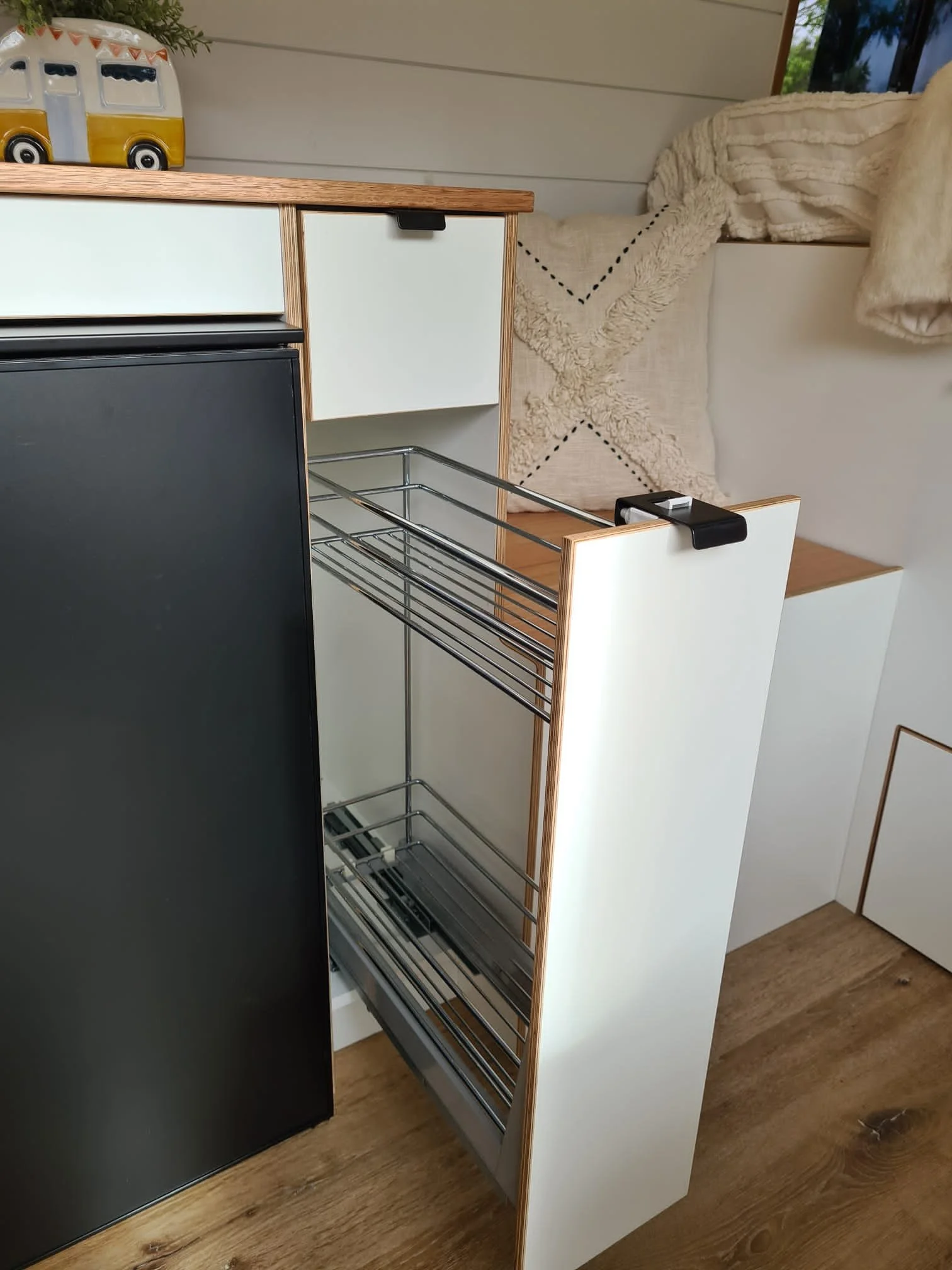 Mercedes Sprinter Medium wheelsbase camper van