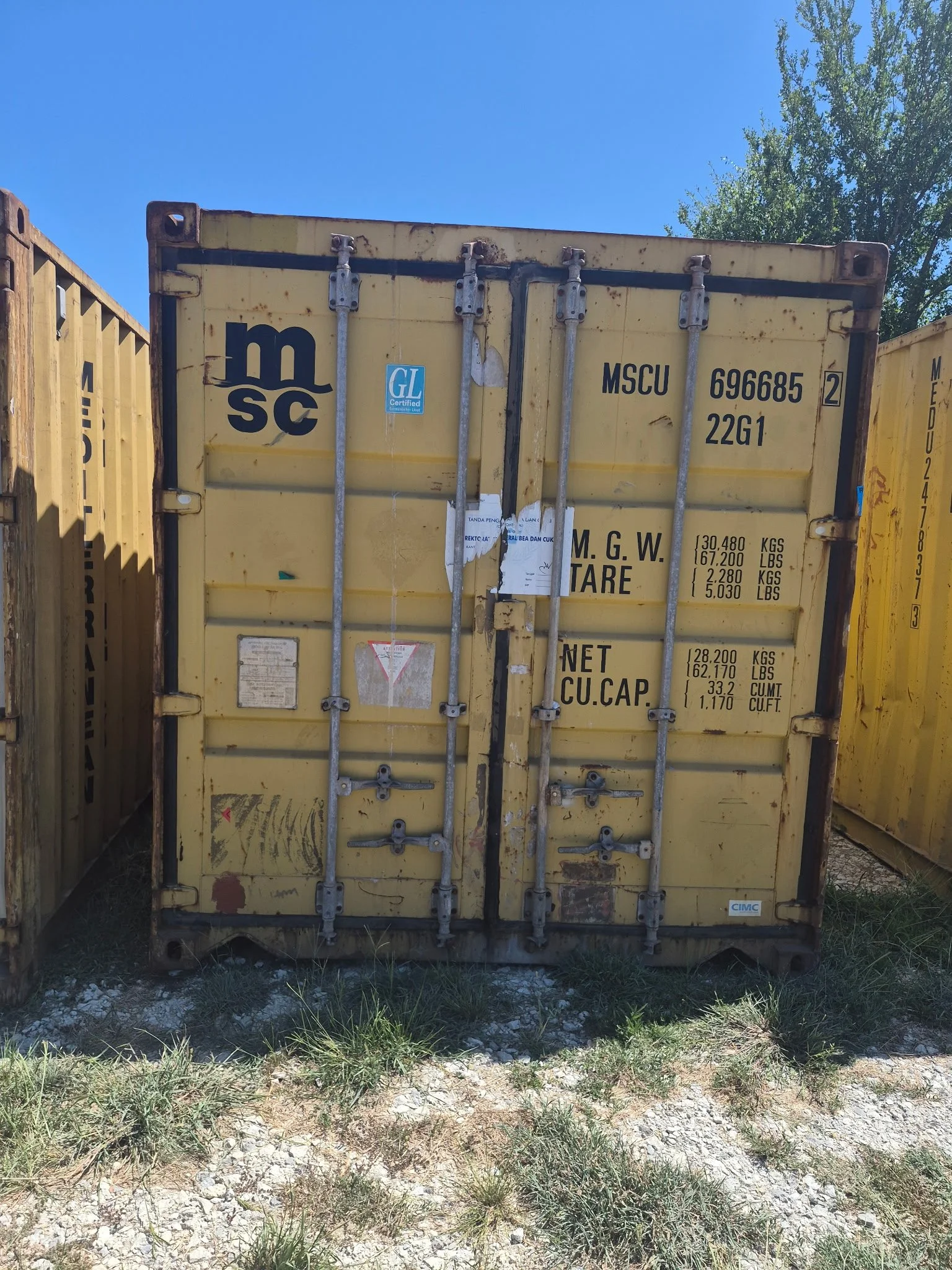 used-20ft-shipping-container-yellow-front.jpg