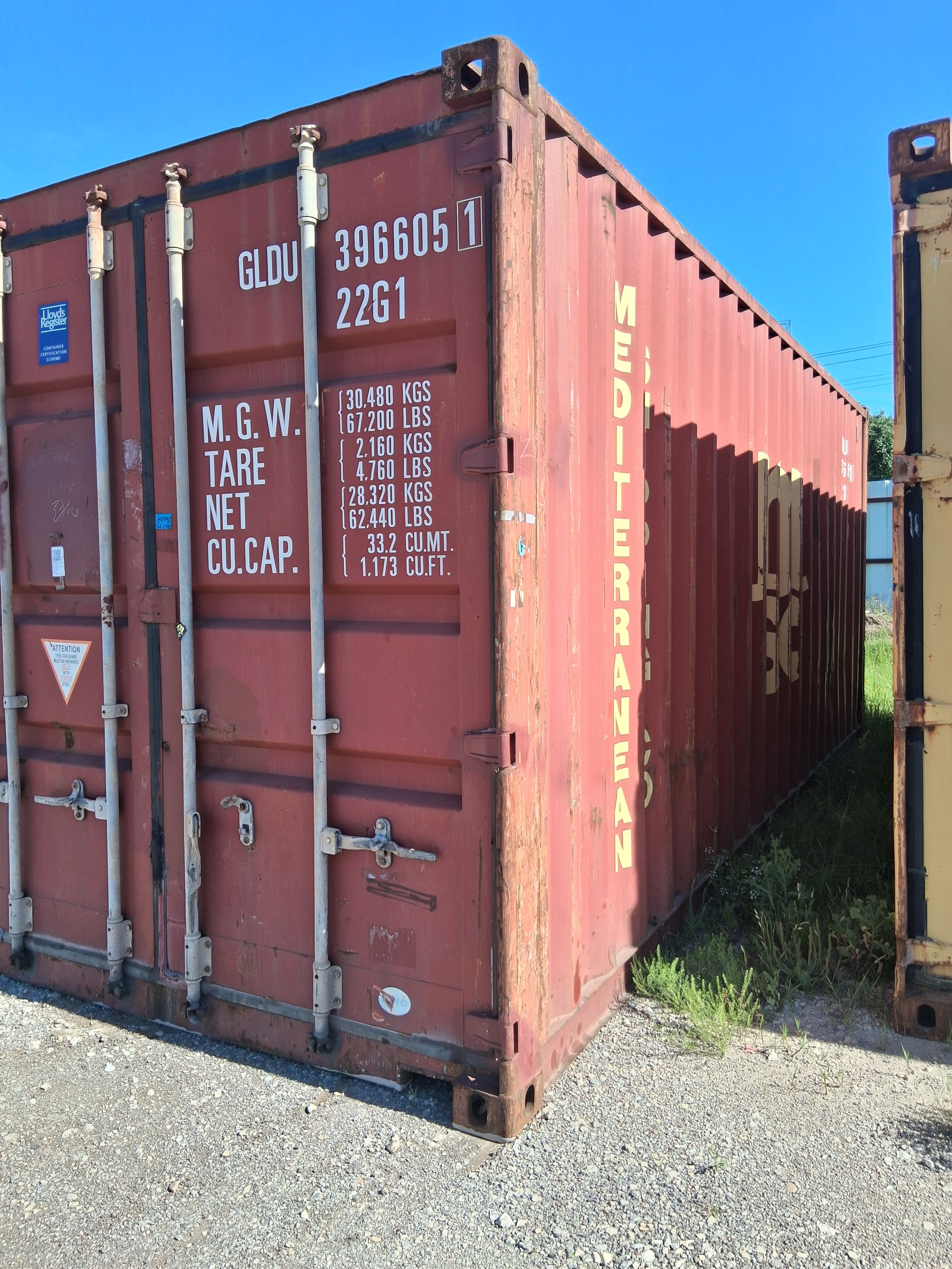 used-20ft-container-right-side.jpg