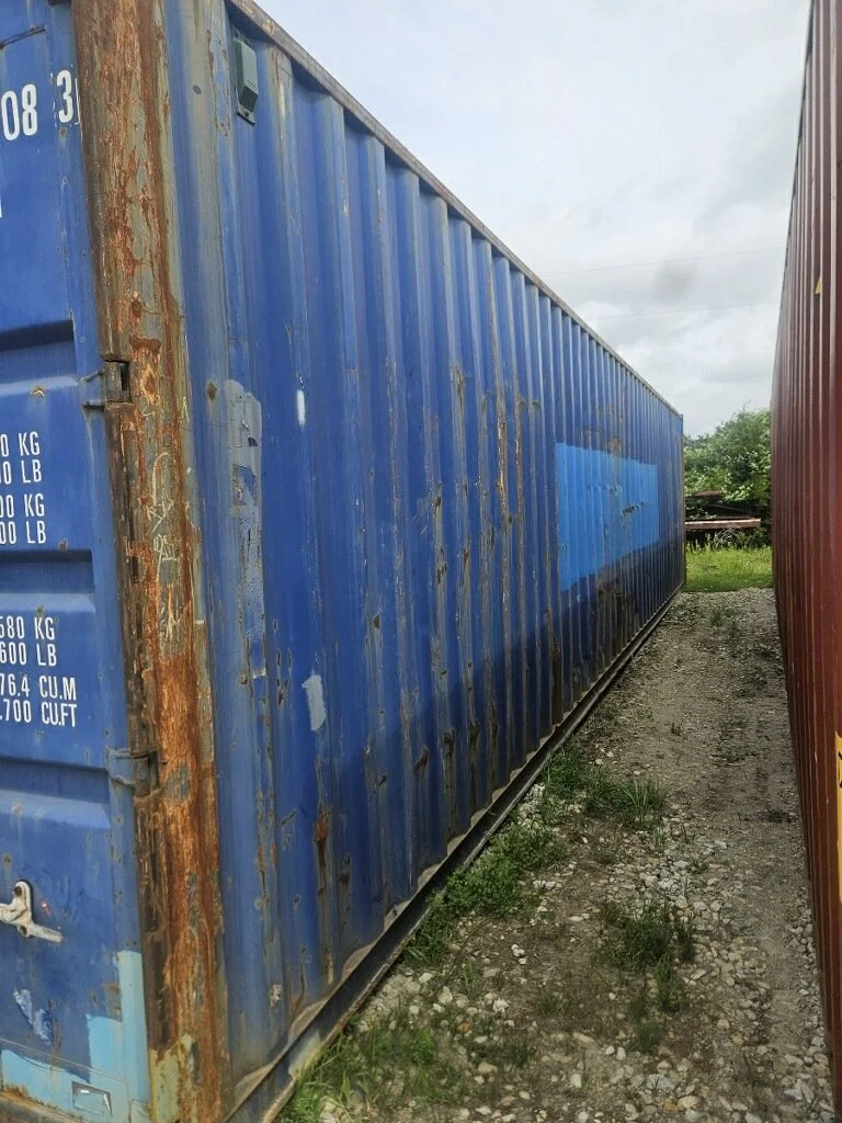 used-40ft-container-right-side.jpg