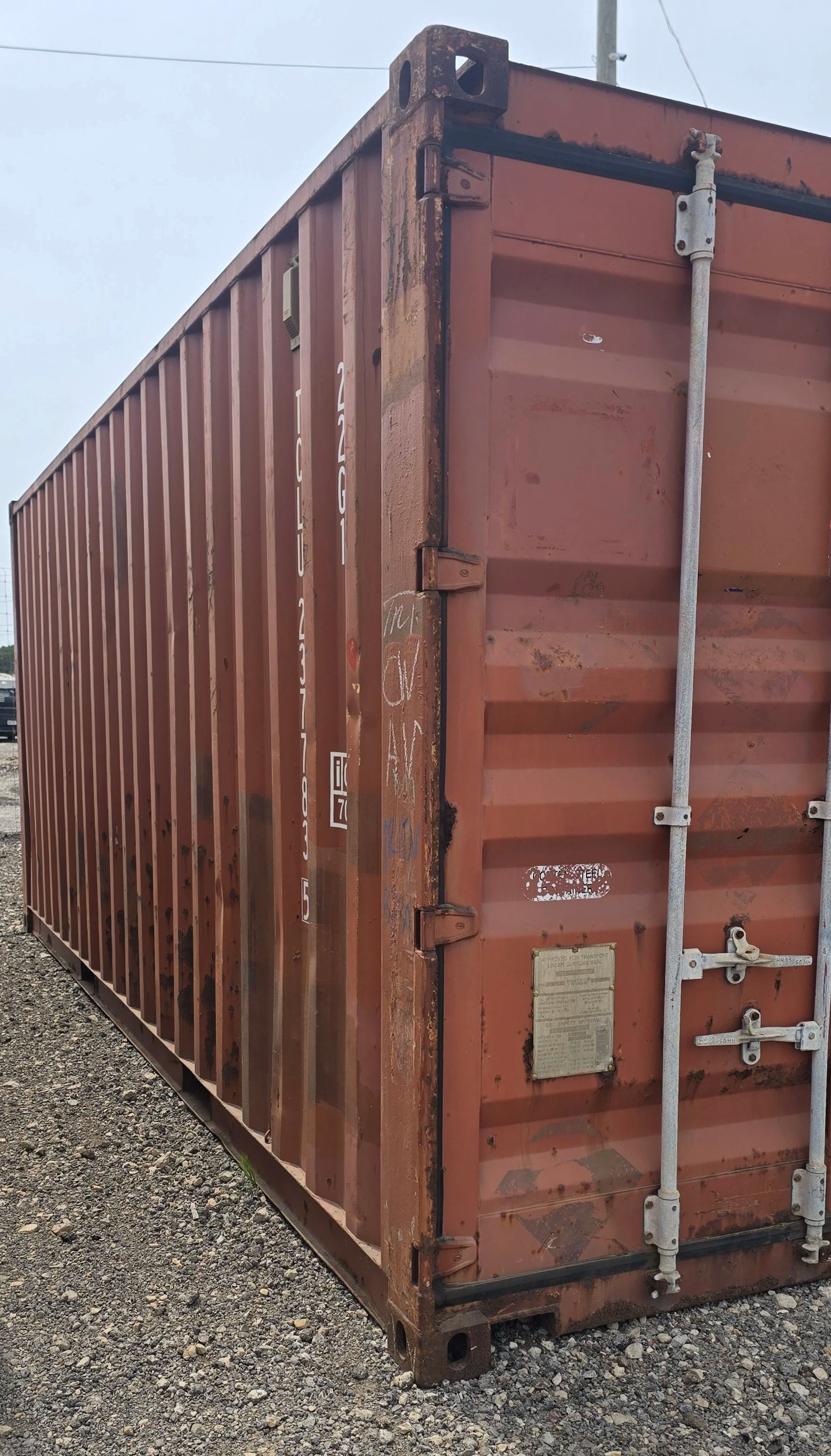 used-20ft-container-left-side.jpg