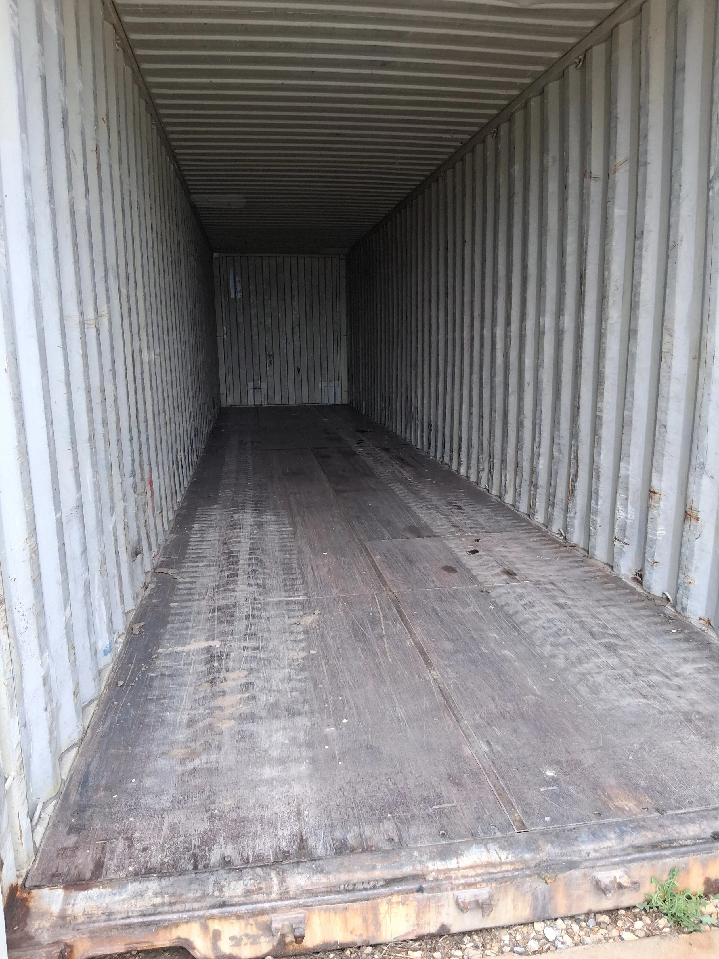 40ft-container-interior.jpg