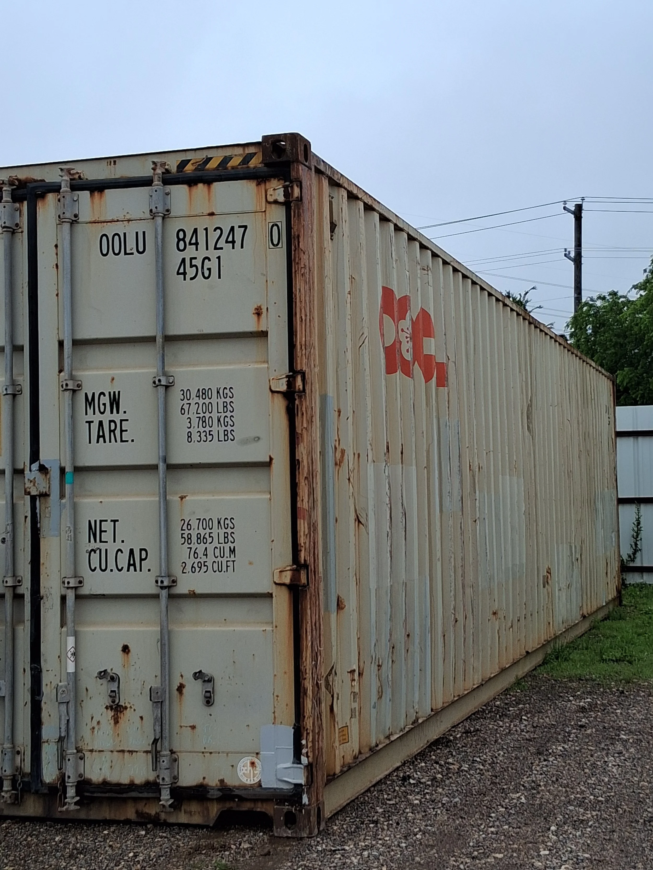 yellow-20ft-container-right-door-closeup.jpg