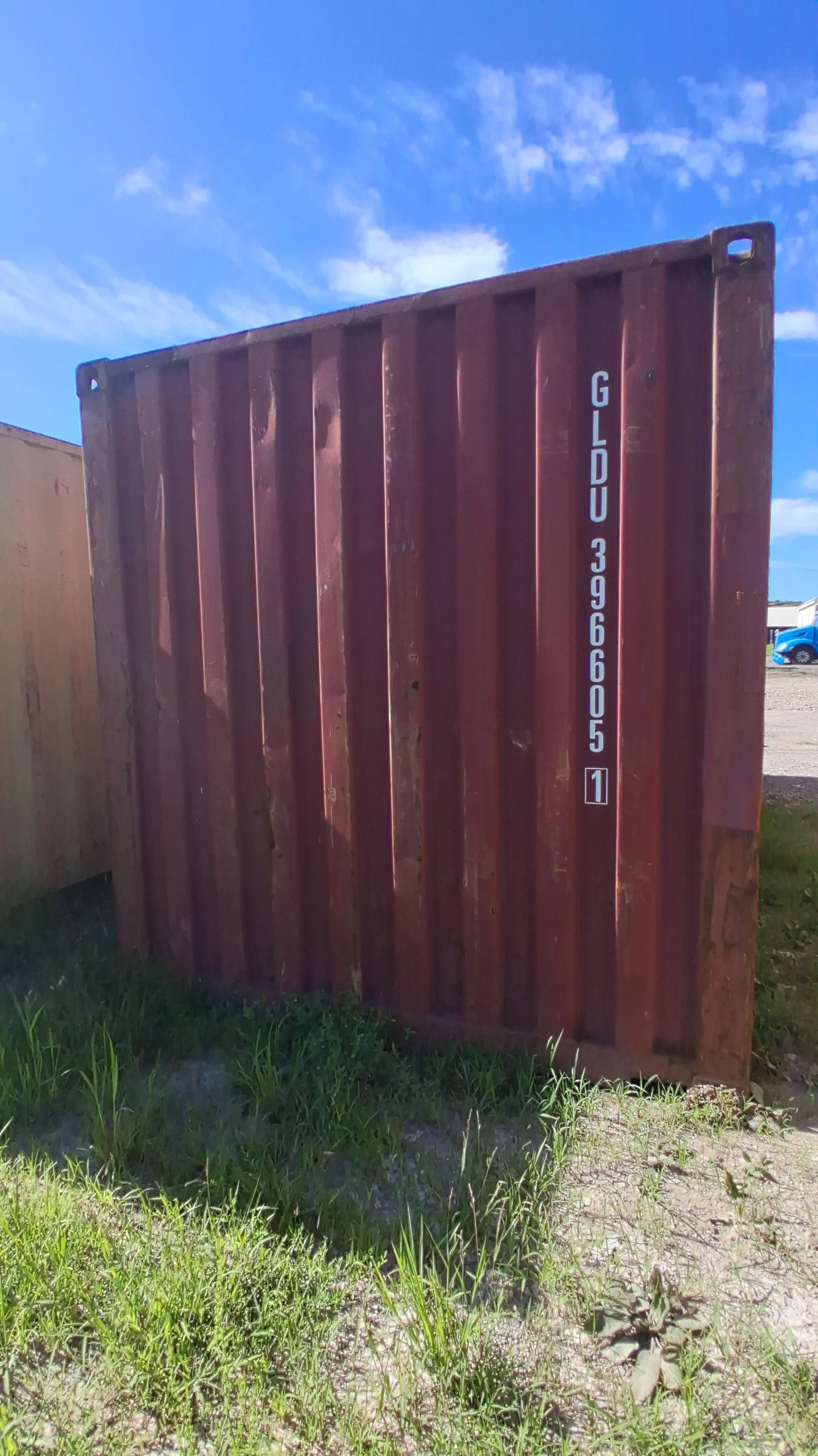 used-20ft-container-back-view.jpg