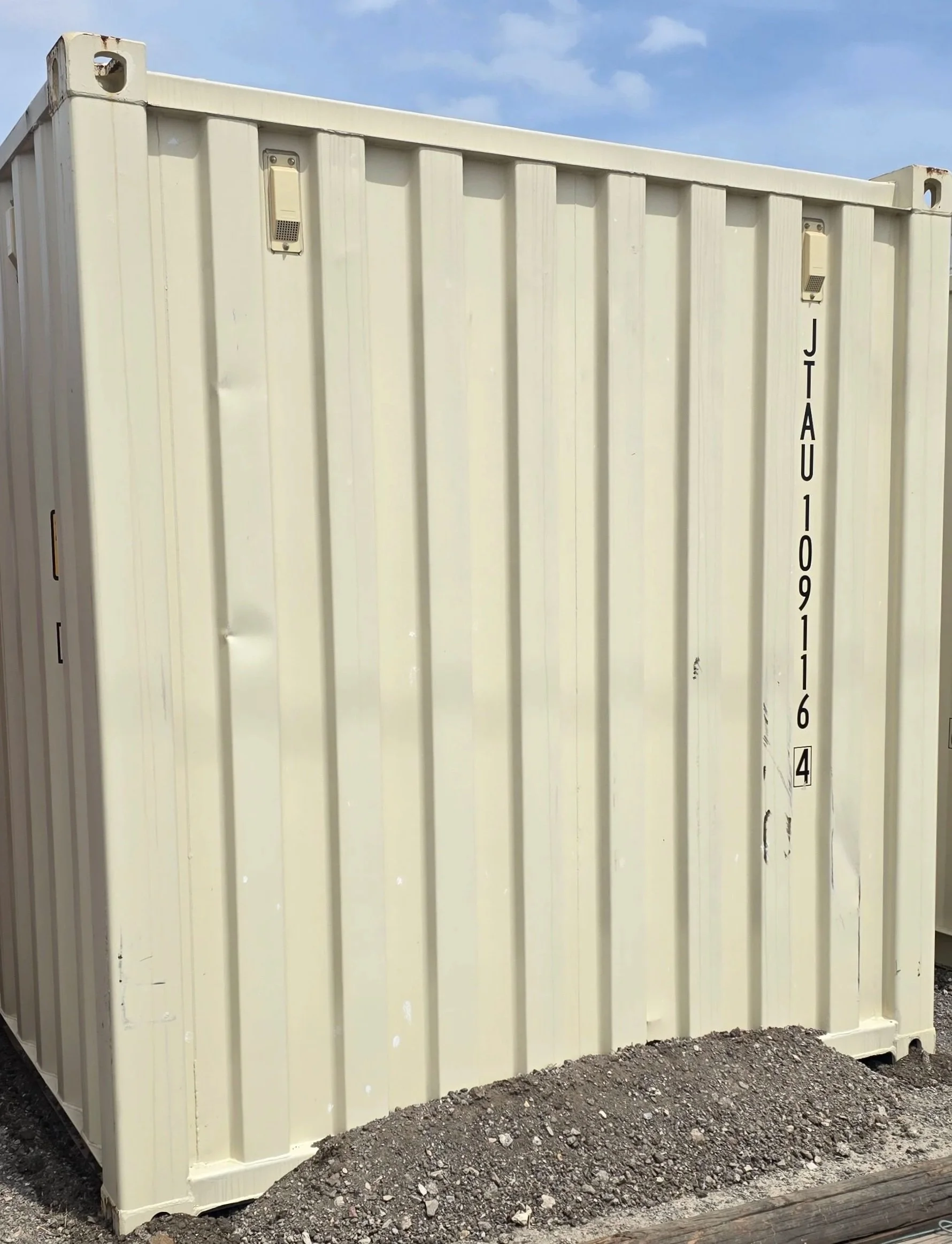 20ft-container-rear-solid-wall.jpg