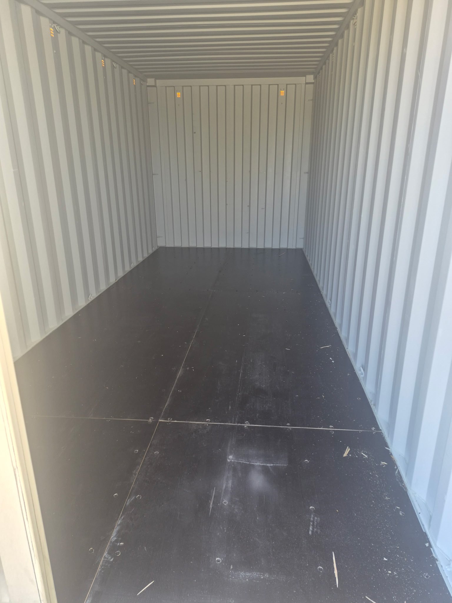 104733-20ft-container-interior-one-door-open.jpg
