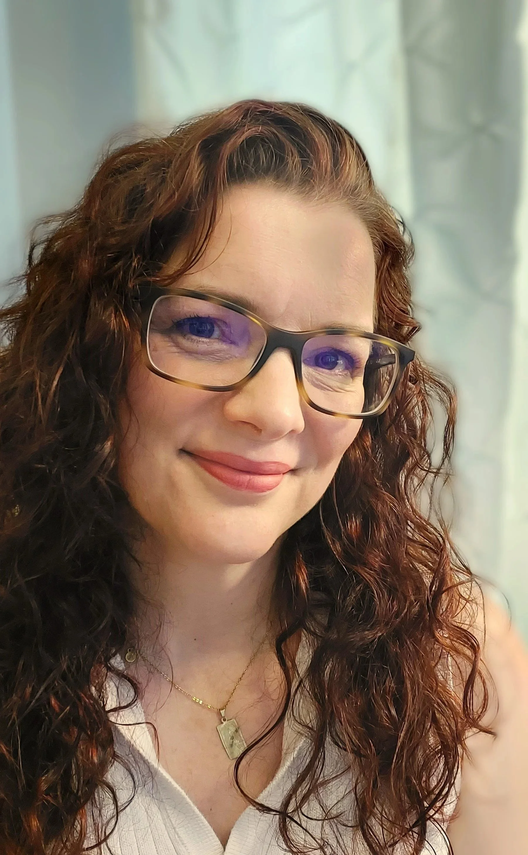 Headshot of Kimberley Ash, author