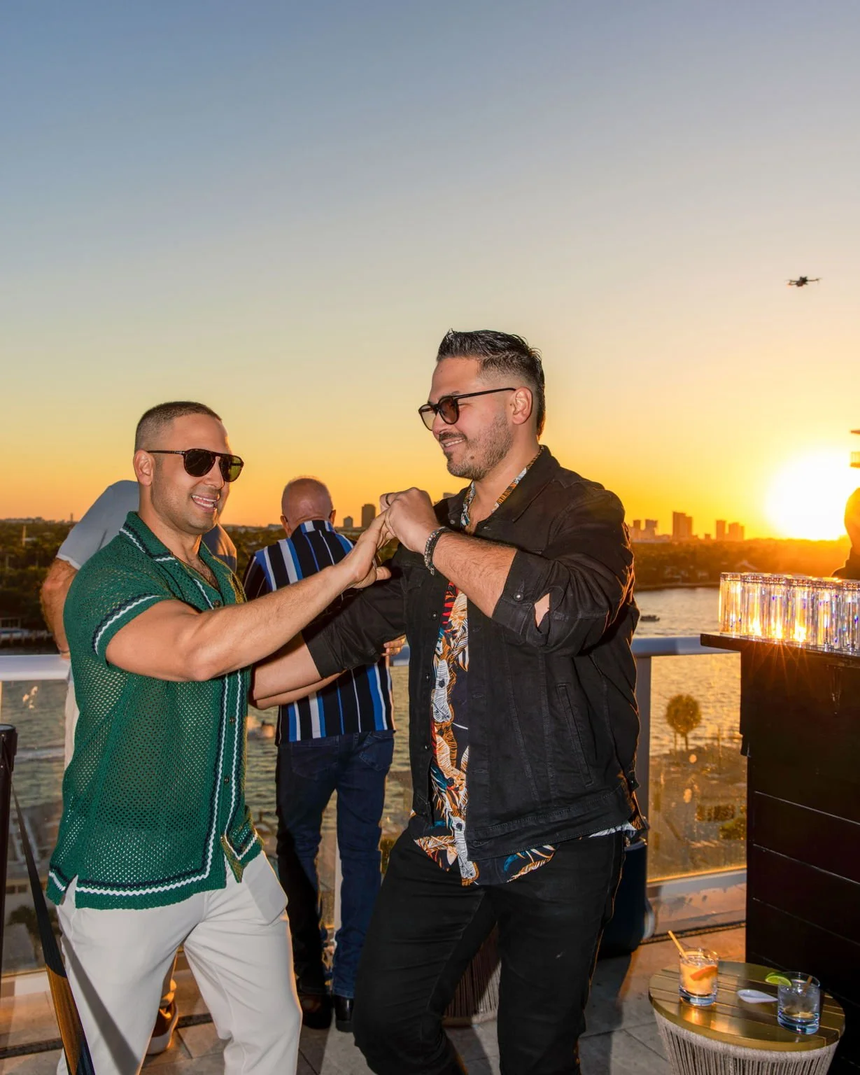 12-web-or-mls-360 REALTY PHOTOS15.jpg