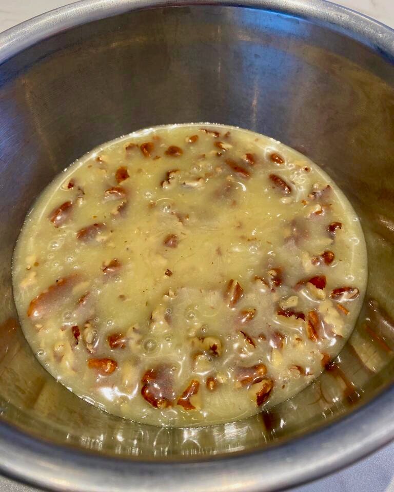 carrot cake filling with pecans
