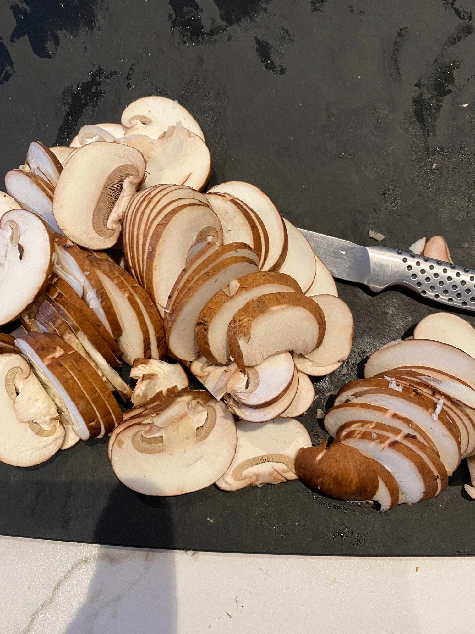 Spinach mushroom salad
